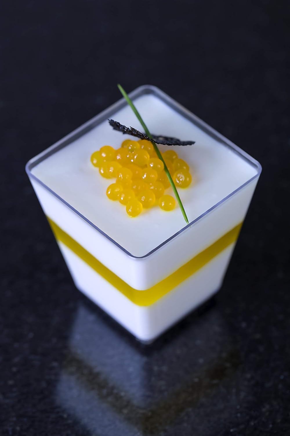 Square Dessert Cup - 5.5 ounce - 350 Count - Spoons Included - Clear Plastic - Large Appetizer Cup -Tall Dessert Cup-Tasting Cup- Parfait Cup-Disposable or Reusable