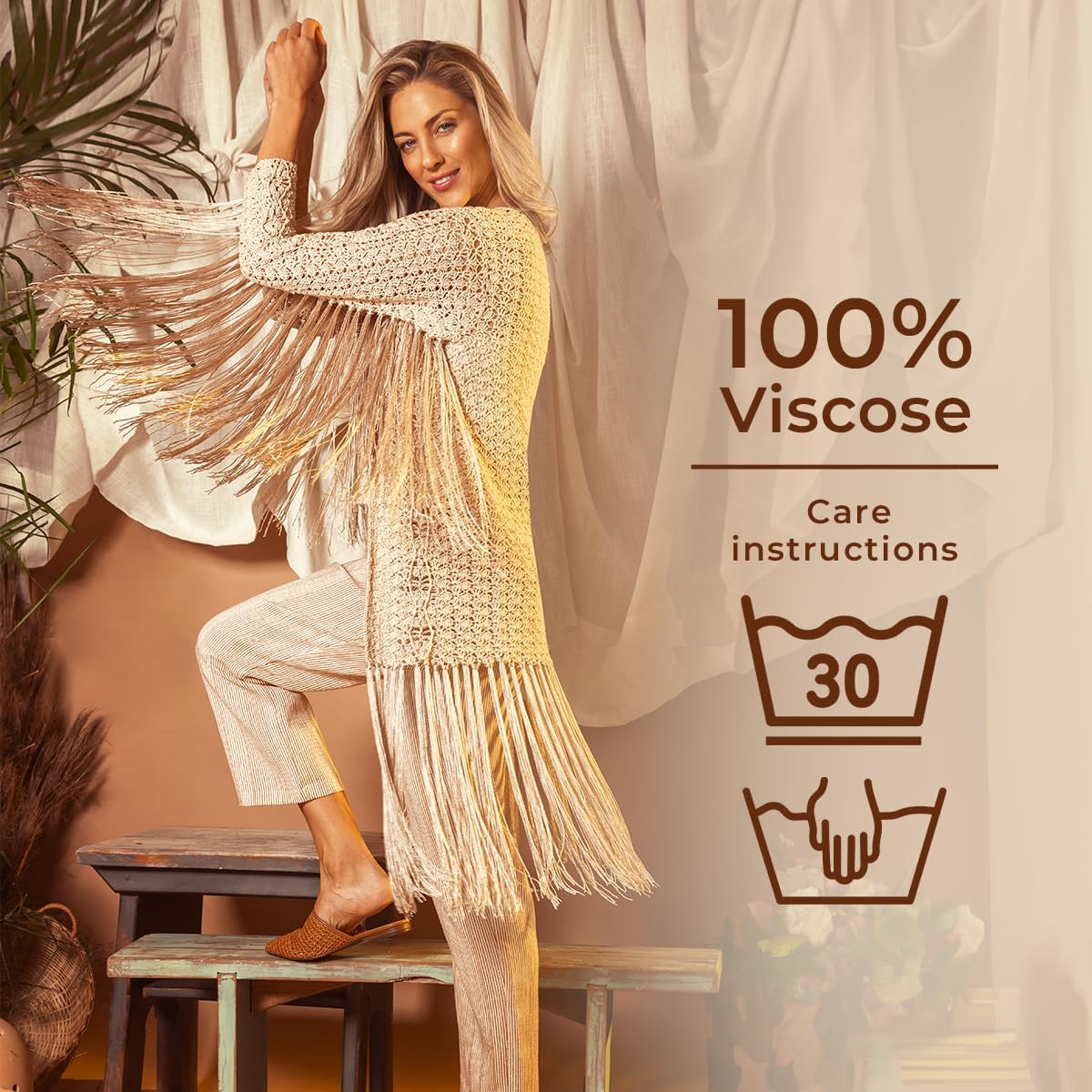 CIRCULO Encanto Slim Roll Yarn 100% Viscose - Luxury & Shine - Sport Weight Yarn - 262 yds, 3.52 oz - Color 7577 - Gold