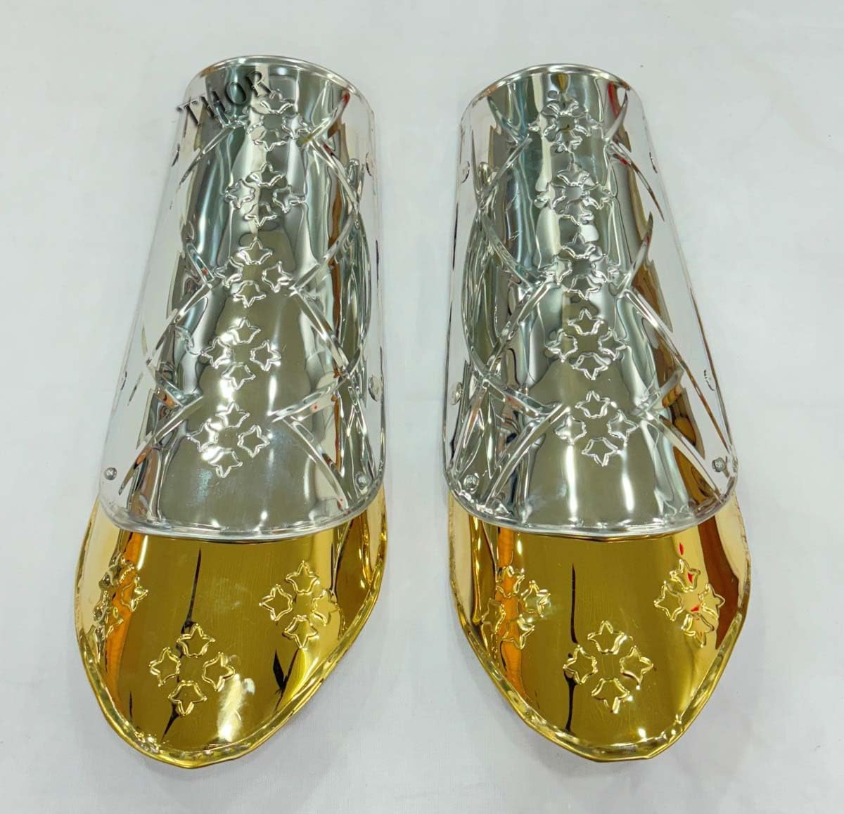 THOR INSTRUMENTS Arm Armor Knight Battle Ready Steel Arm Bracers One Size Fit All Stainless arm guard Silver Armour Fantasy costume