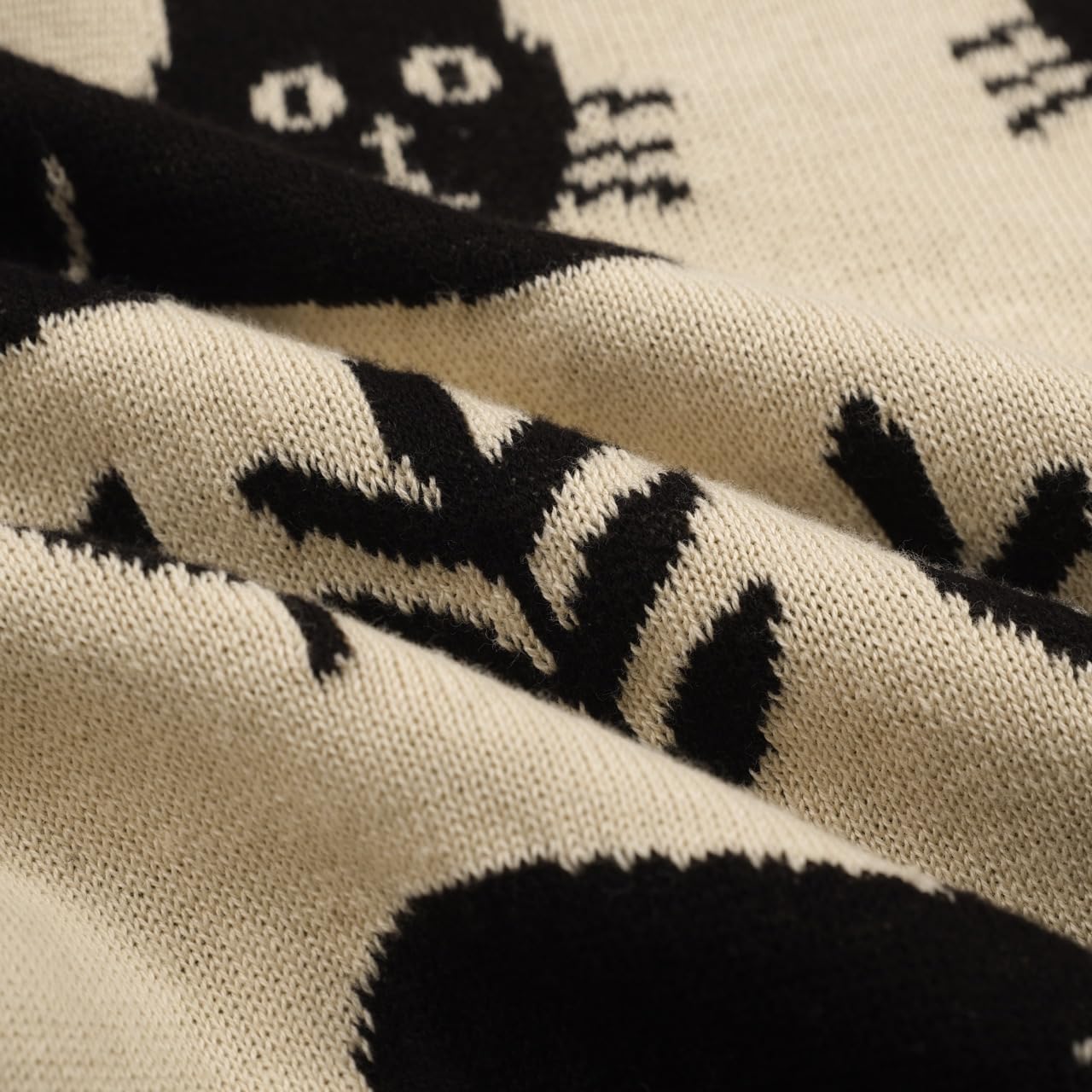 OXKNIT Women's Retro Beige Knitted Cardigan Sweater, Vintage Black Cat Pattern Casual Cotton Long Sleeve Tops