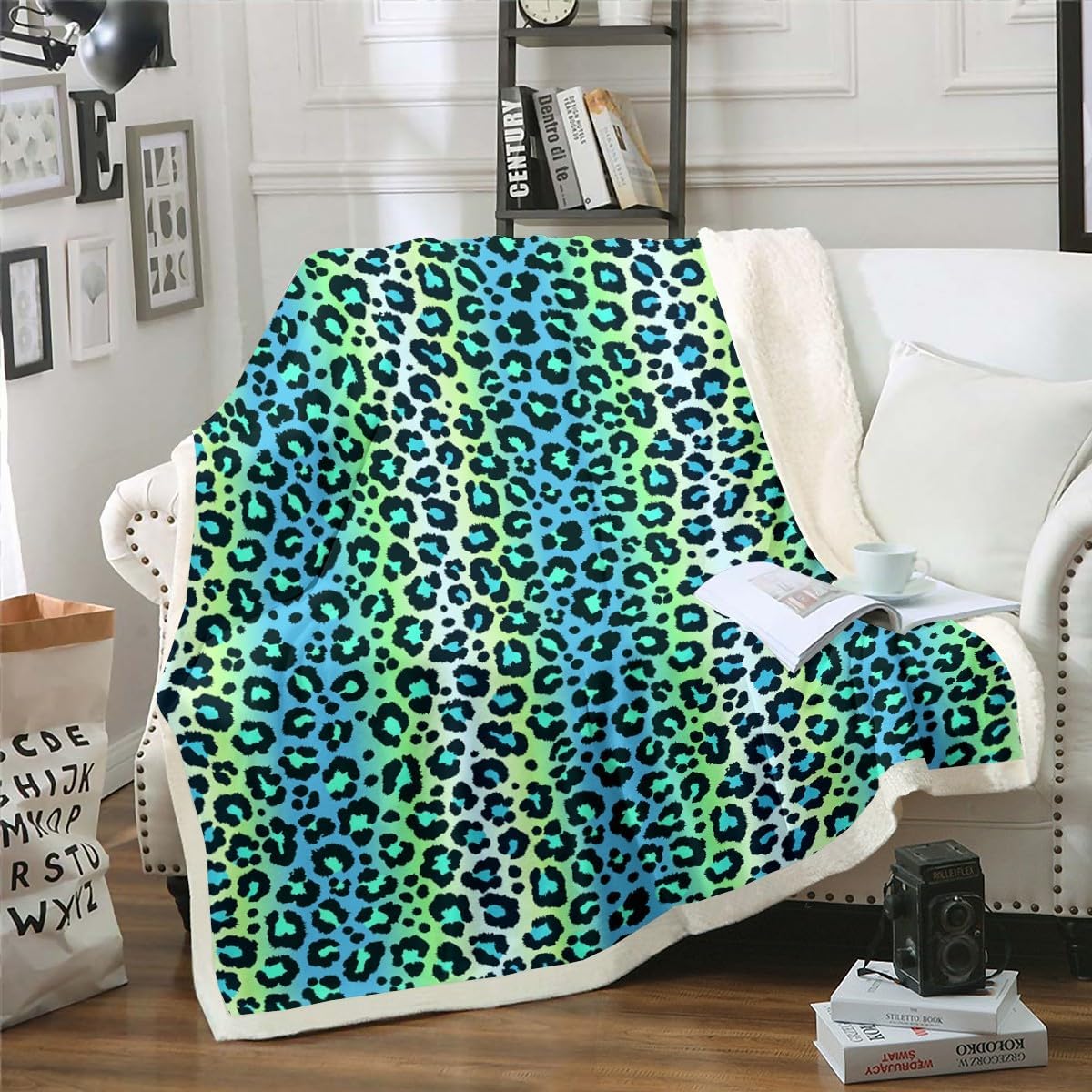 Feelyou Leopard Fleece Throw Blanket Blue Green Cheetah Print Plush Blanket for Bed Sofa Couch Safari Sherpa Blanket for Kids Boys Girls Animal Fur Print Fuzzy Blanket Kids Room Decor Queen 90"x90"