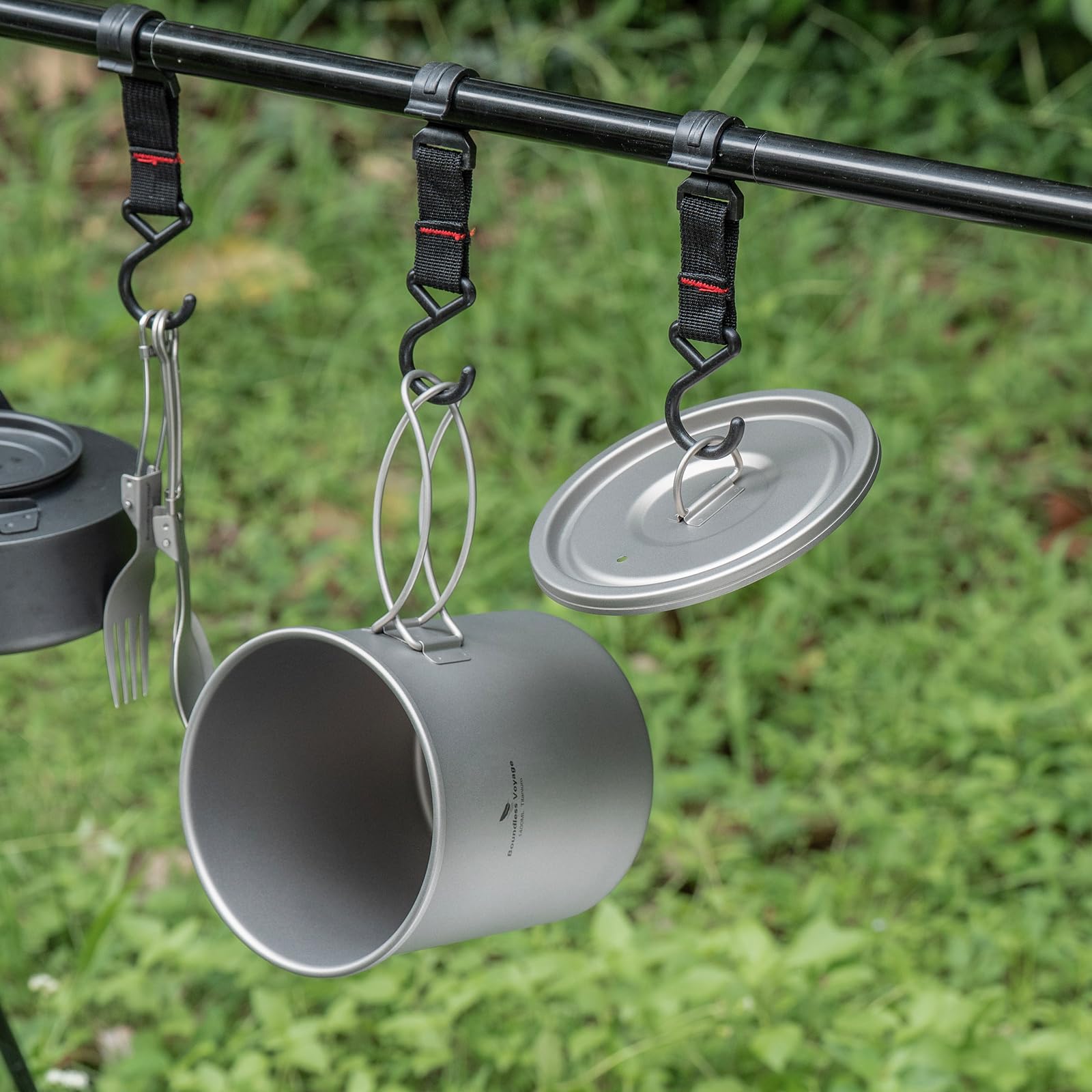 iBasingo Ti2060C Ti2060C - Pentola da campeggio leggera in titanio da 1400 ml (1,4 l), con manico pieghevole e coperchio, resistente, antiruggine, per escursioni, escursioni e avventure all'aria
