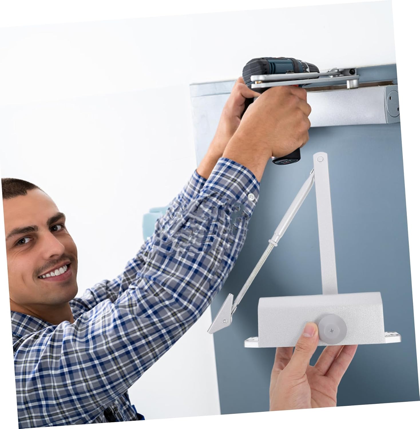 Commercial Hydraulic Door Closer Aluminum Alloy Mechanism for Quiet and Smooth Closing Suitable for Doors Residential and Light Commercial Settings