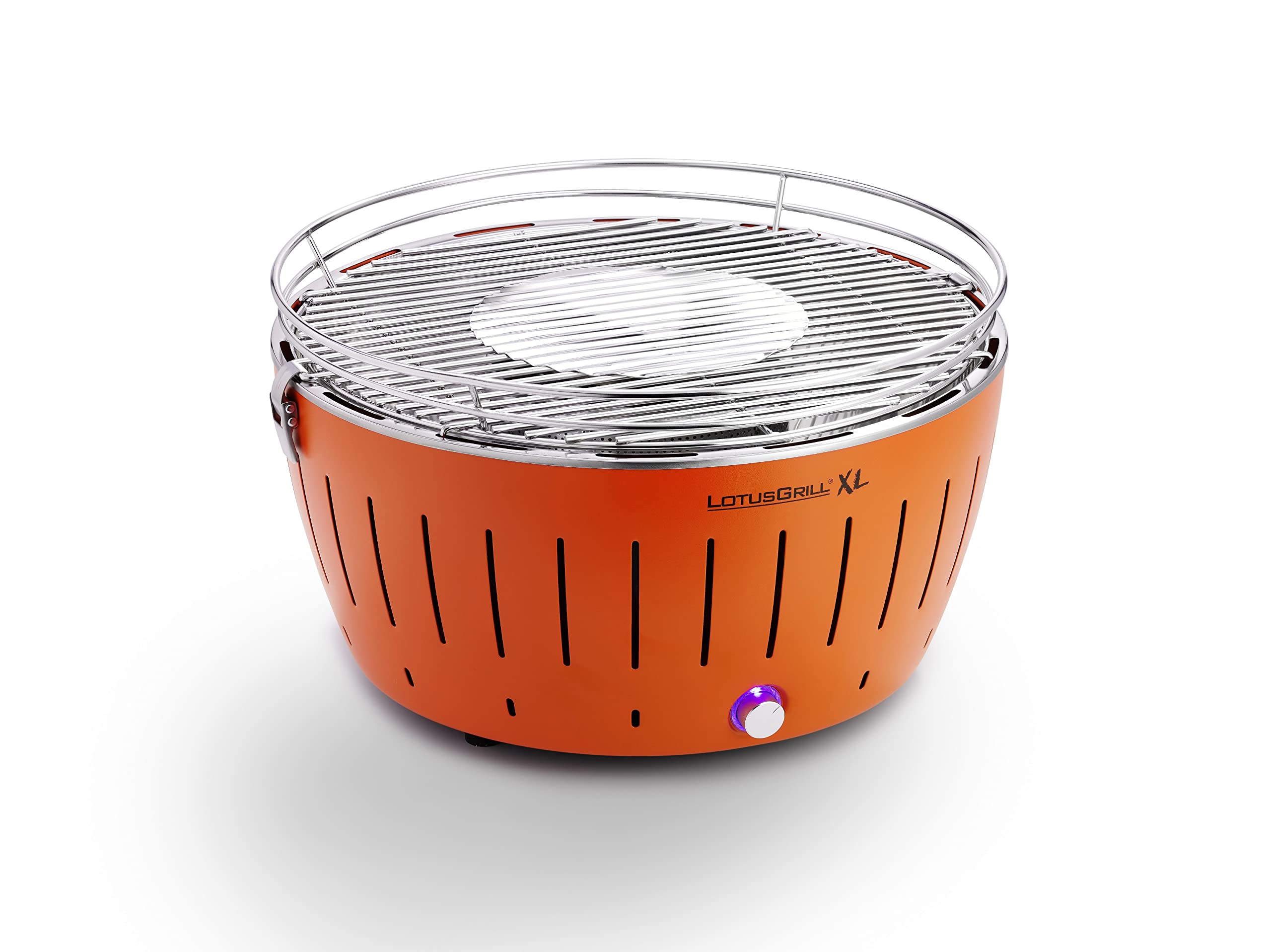 LotusGrill XL Starter-Set 1x XL Grill Mandarinenorange mit USB-Anschluß, 1x Buchenholzkohle 2,5 kg, 1x Brennpaste 200ml, 1x Würstchenzange, 1x Transport-Tragetasche XL - Der raucharme Holzkohlegrill