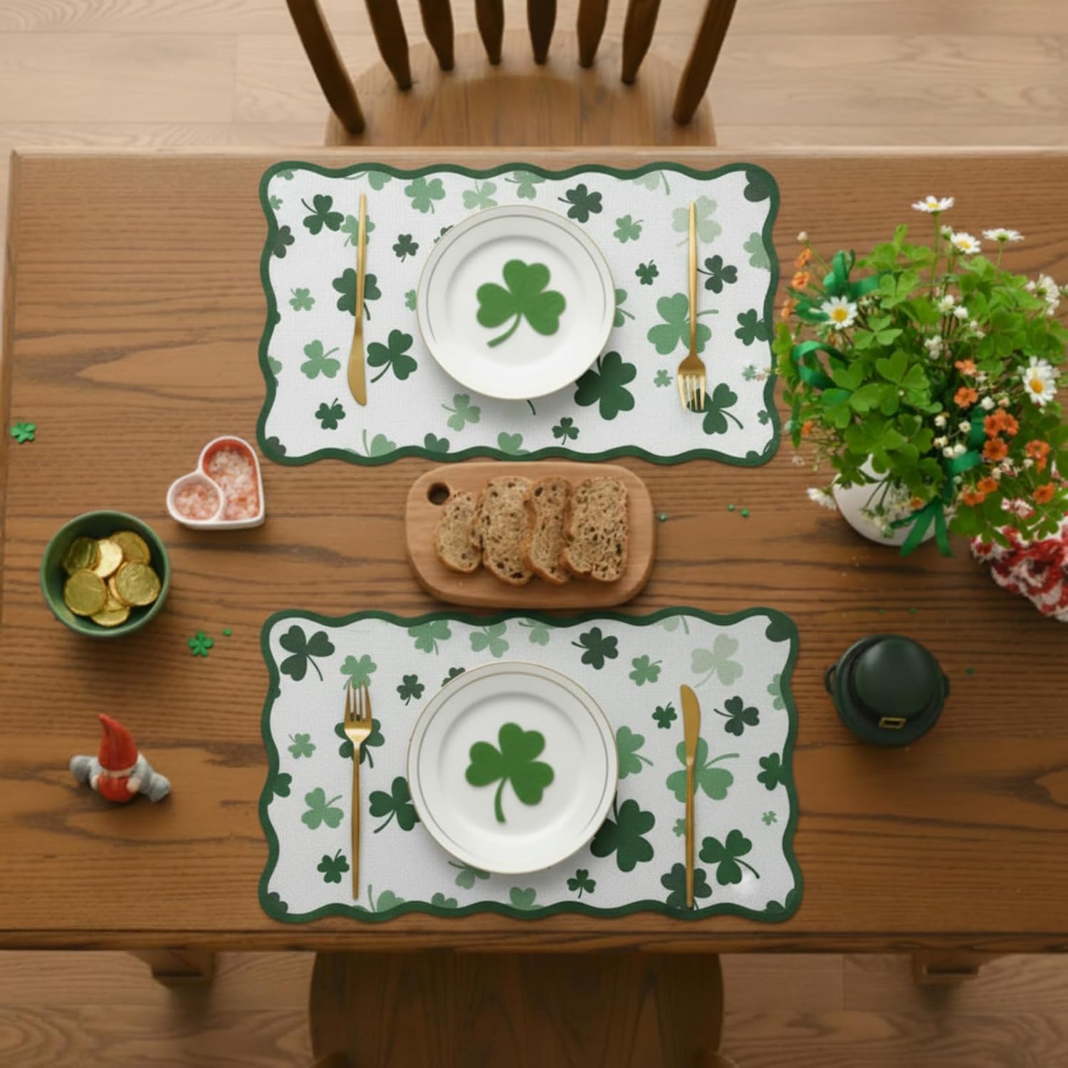 FoldTier Set of 4 St. Patrick's Day Placemats Scalloped Irish Shamrock Placemats, 12 x 18 Inch Cream Clover Table Mats Green Spring Holiday Table Mats for Kitchen Dining Party Decor