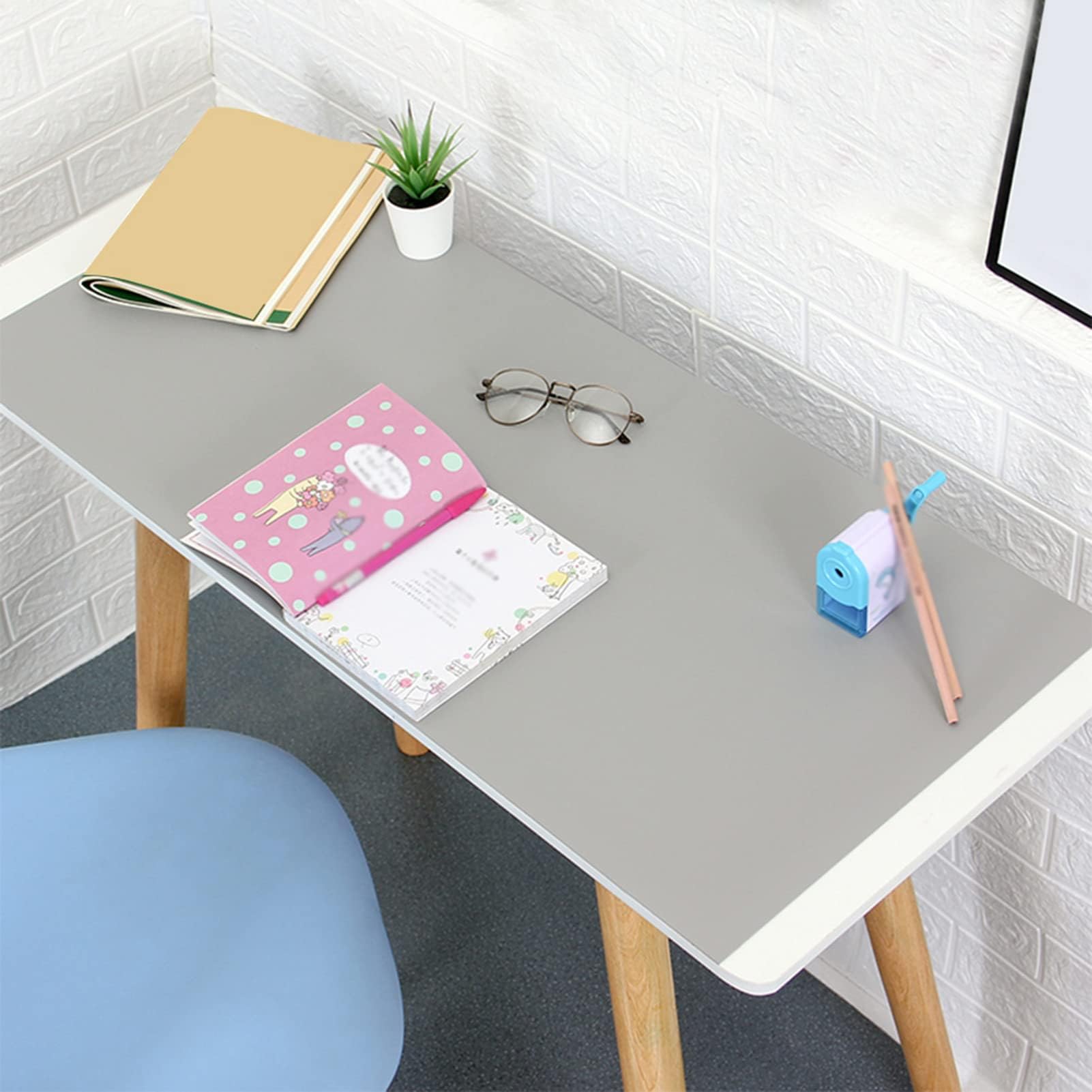 ZPEE Extra Large Mouse Pads for Desk,Gaming Mouse Pad for Study Working Not-Slip Mouse Mat Office Home Mice Mat Leather Keyboard Mat-Grey 60x30cm