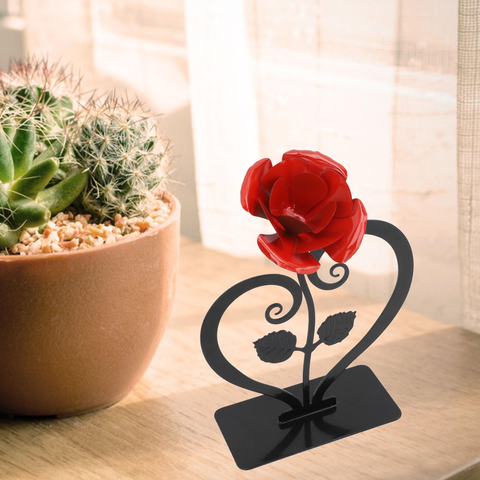 鉄の置物、オブジェ、花や飾りを飾るもの