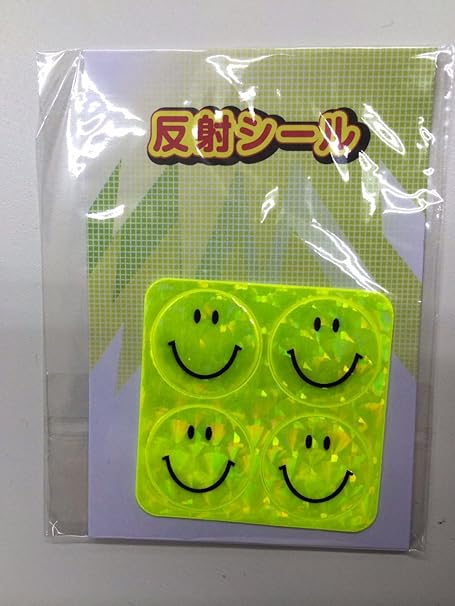 Amazon Co Jp 3d 反射 リフレクター ニッコリマーク ステッカー シール 蛍光黄 ２シート スポーツ アウトドア