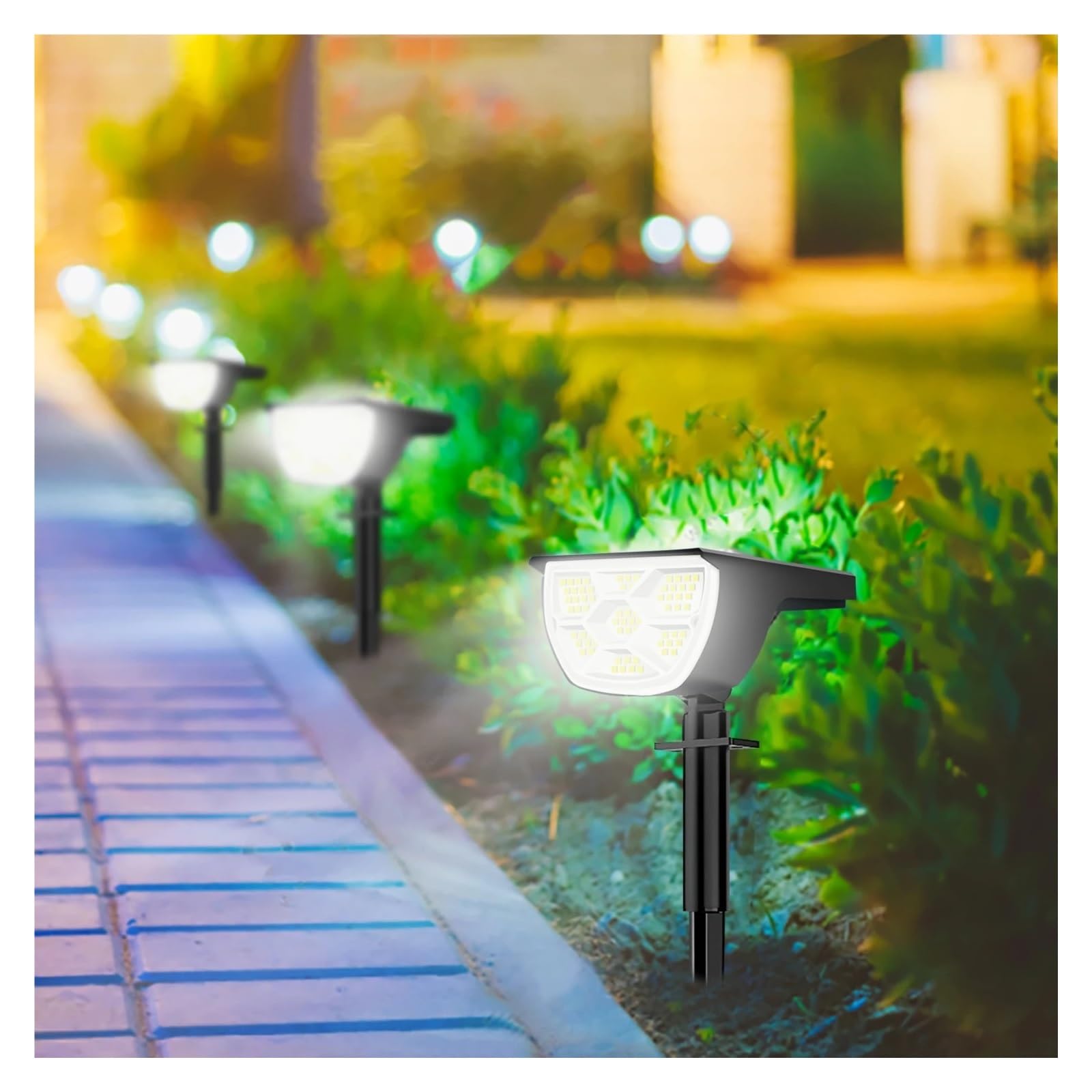 Faretto Paesaggistico Da Esterno 4PC 68 LED IP65 Impermeabile 3 Modalità Di Illuminazione Ad Energia Solare For Garage Cortile Porta D'ingresso Luminoso Ed Elegante(RGB)