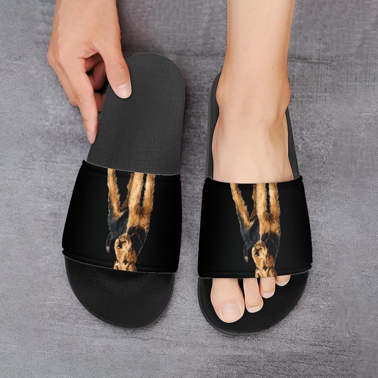 Airedale Terrier Dog Men's Slippers Casual Non-Slip Slide Sandals Beach Bathroom Shower Shoes for Women