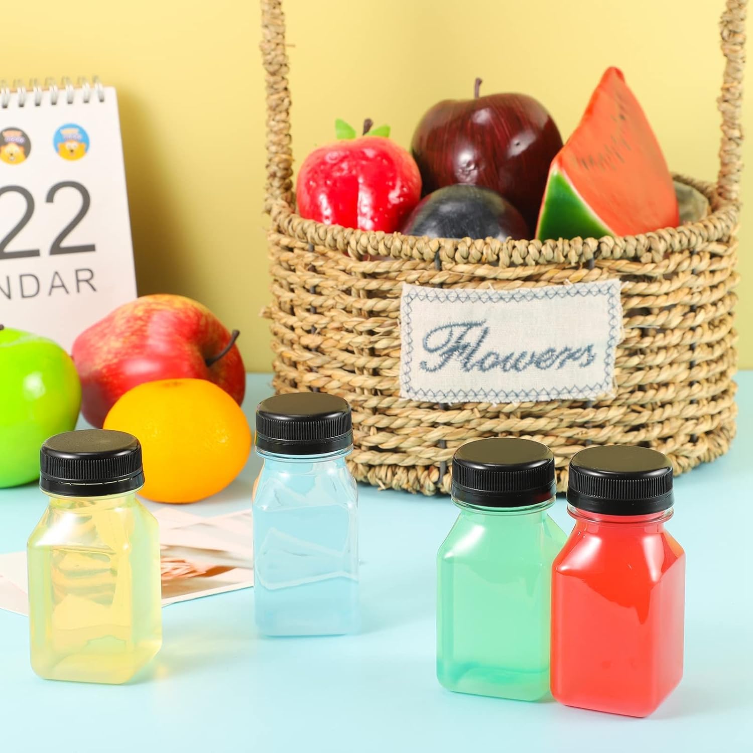 Kiuiom Bottiglie di Succo in Plastica, Piccola Bottiglia Bevande Trasparente, Bottiglie per Bevande Succo, 10PCS 120ML Mini Bottiglia Plastica Riutilizzabile Sensoriali per Succo di Frutta Latte,Olio