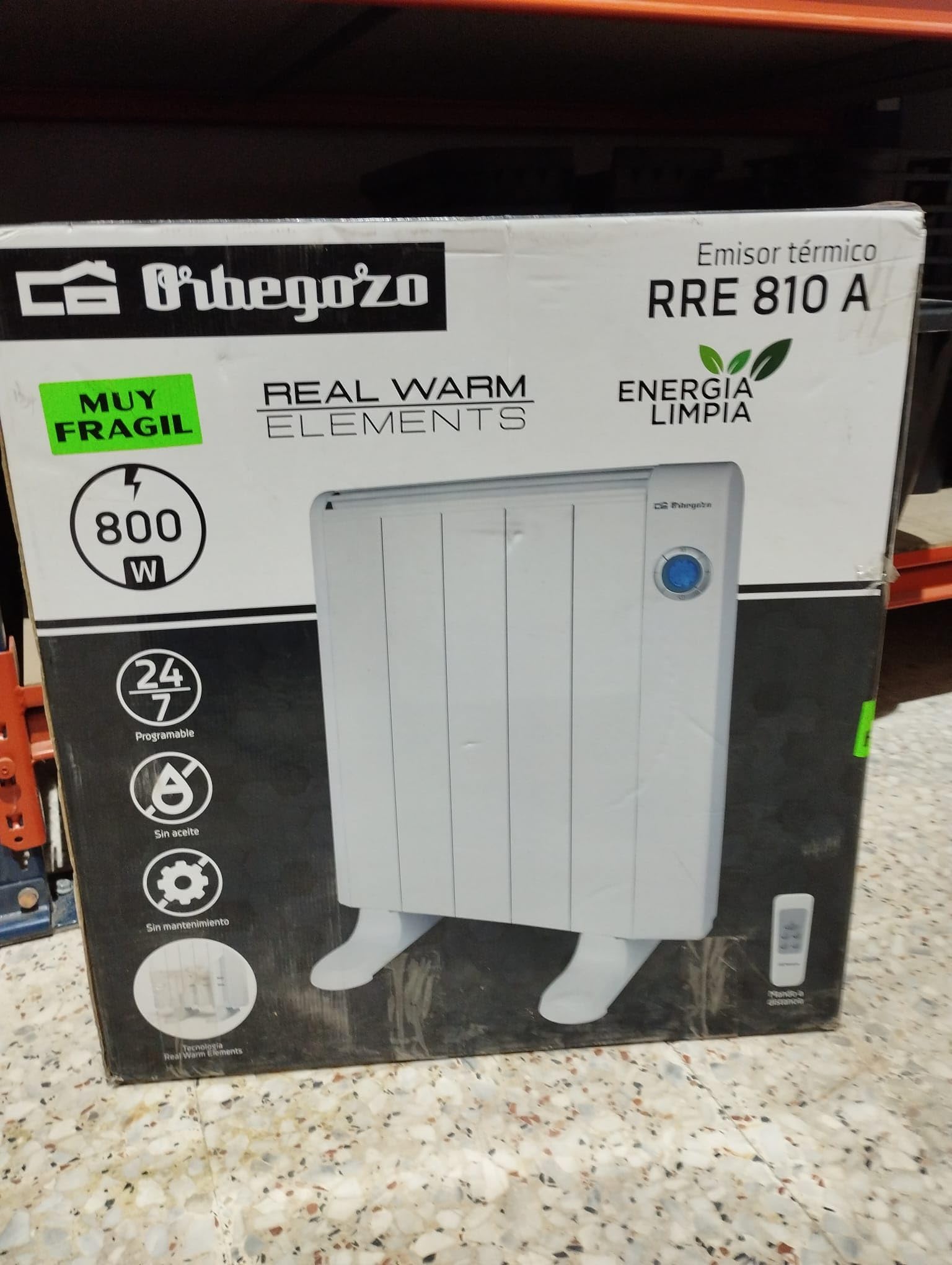 Emisor Térmico de Bajo Consumo 5 elementos. Potencia 800W. Mando a distancia. Pantalla digital LCD.
