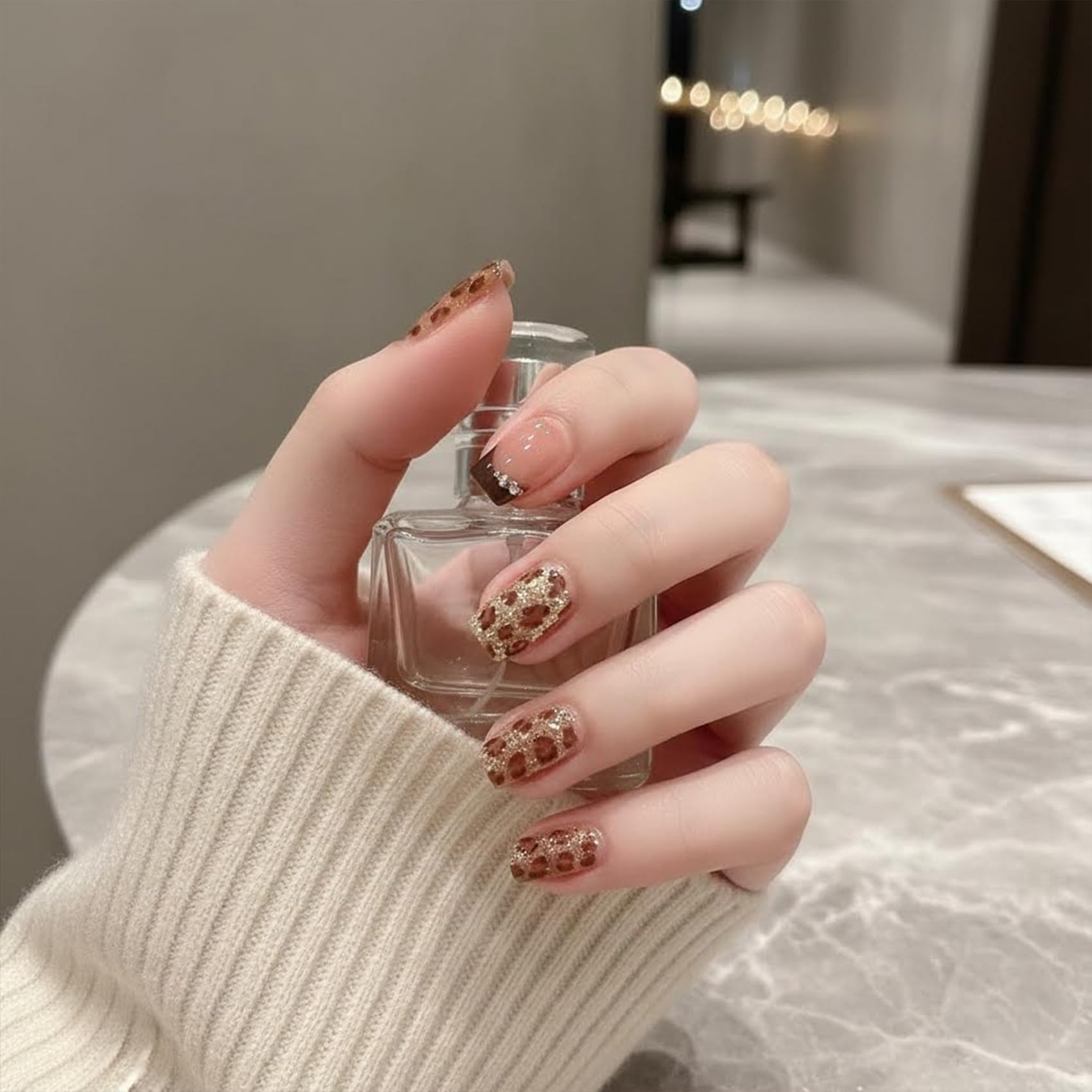 ネイルチップ マグネット ショート 24枚入 付け爪 ゴールドブラウン レオパード キャットアイ フレンチ ダイヤモンド短め マグネットネイルつけ爪 人気ネイル 和風 可愛い おしゃれ シンプル 両面テープ付き 成人式
