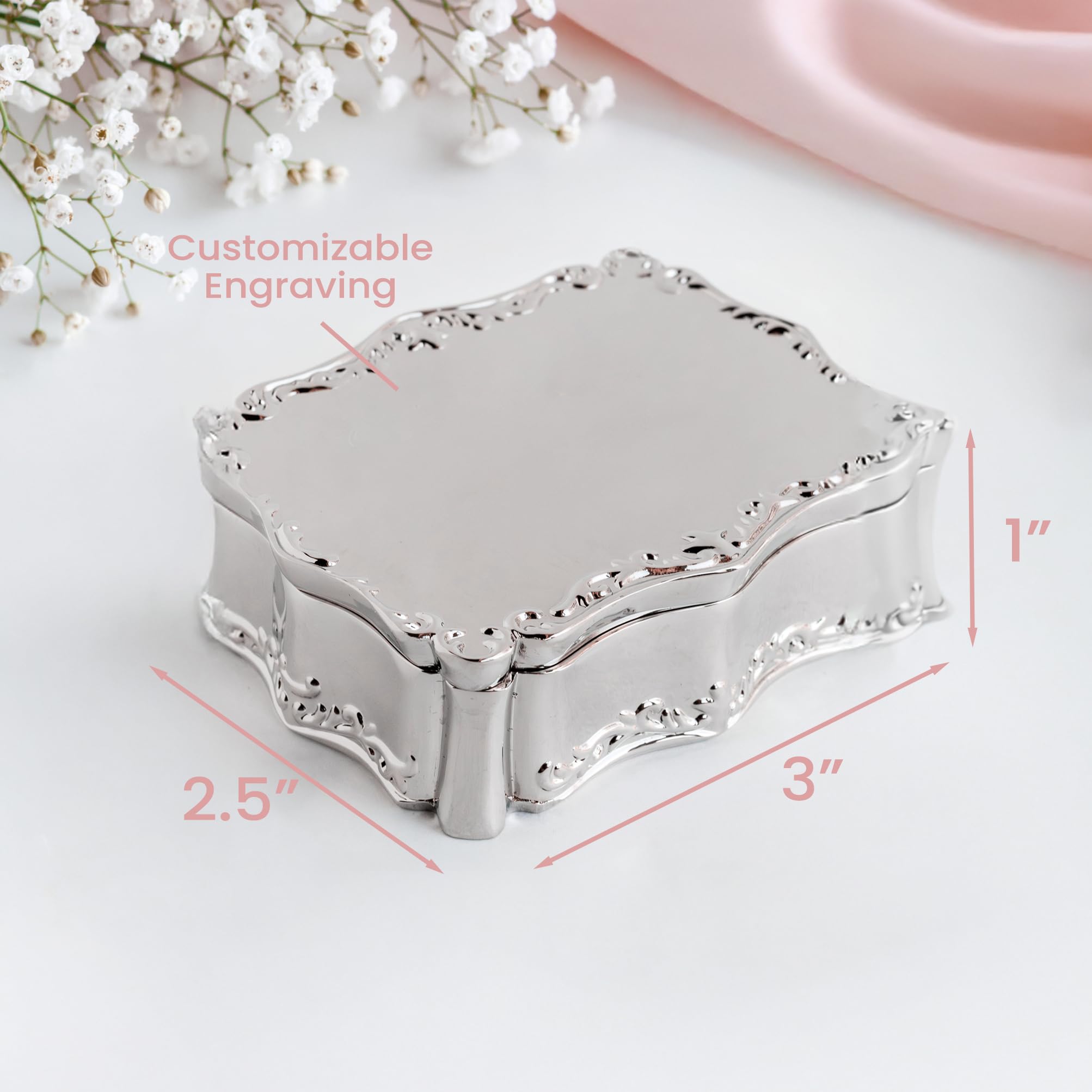 Cherished Moments Caja de recuerdos de joyería pequeña con forma rectangular personalizada con nombre o iniciales grabados, tono plateado