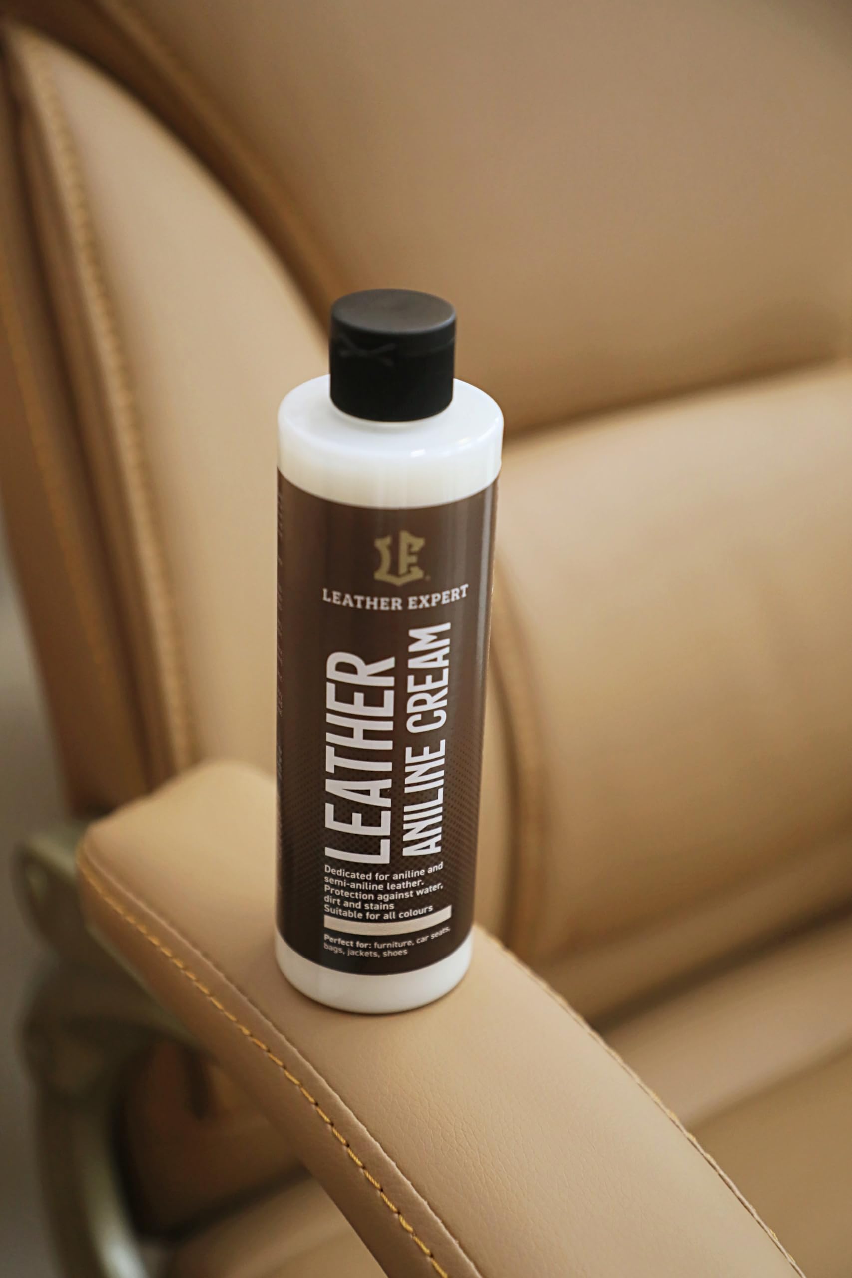 Leather Expert Anilinledercreme 1000 ml | Hochwertige Lederpflege für Auto und Möbel | Reinigung und Pflege von Natur- und Kunstleder | Lederpflegeprodukt für Autositze, Sofas und Taschen