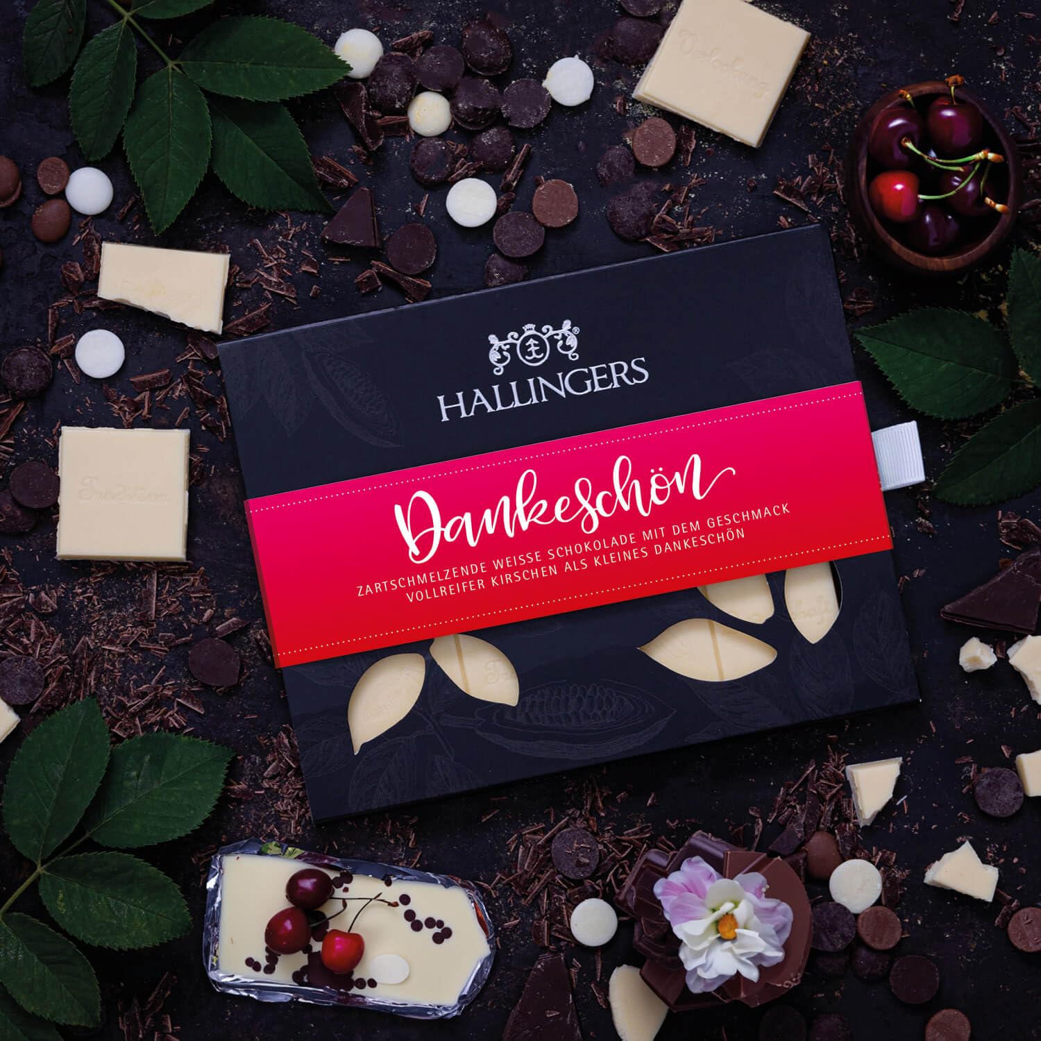 Hallingers Genuss Manufaktur Weiße Schokolade Dankeschön-Geschenk - Tafel handgeschöpfter Edelkakao ohne Alkohol edler Karton 10x "Dankeschön" Kirsche, Geschenkidee für Frauen Männer