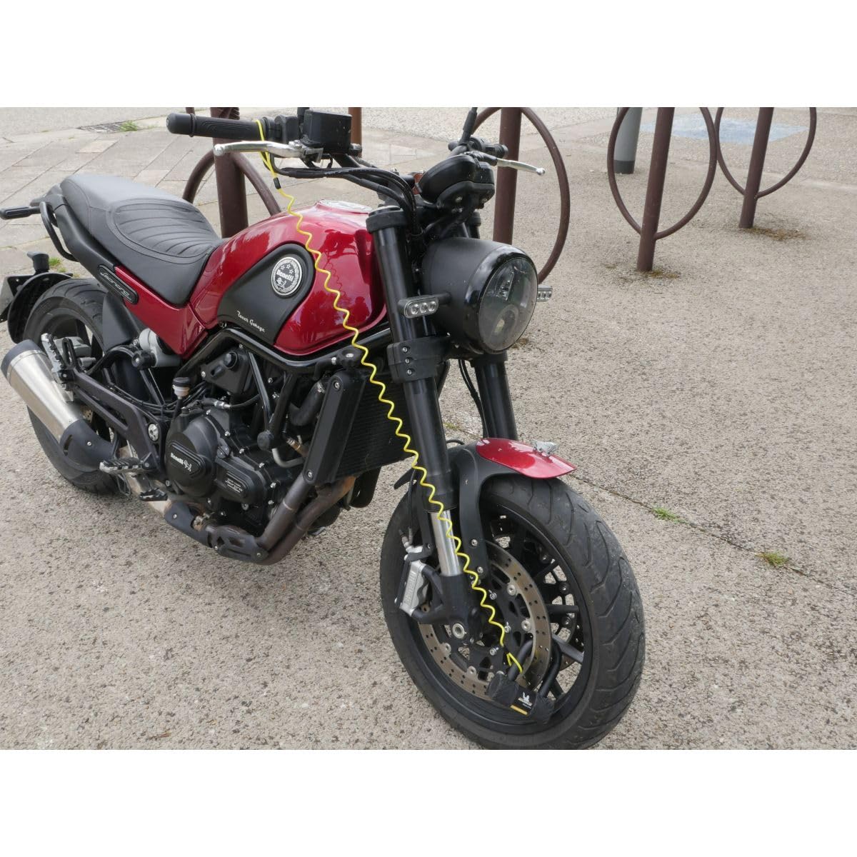 MICHELIN - Antivol Mini U SRA + Cordon de Rappel - Sécurité Moto & Scooter 10/10 - Résistance Coupe-Boulon et Scie - Acier Cémenté - 3 Clés Réversibles - Dimensions Internes 52x85mm - Certifié SRA