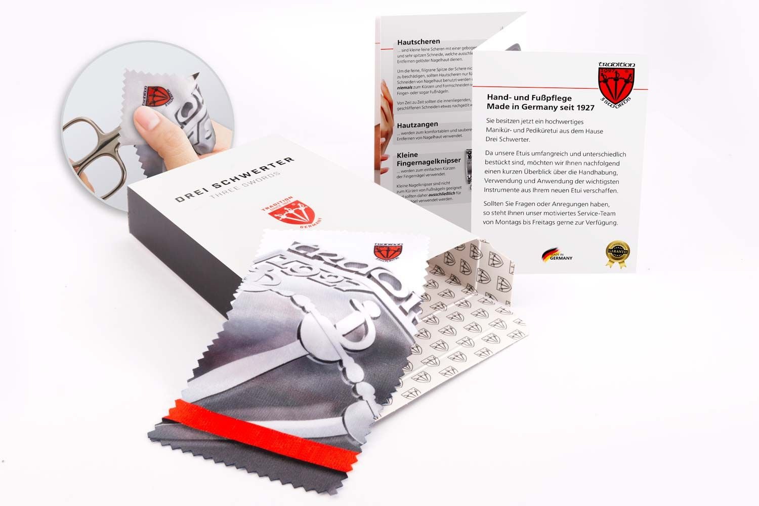DREI SCHWERTER Pediküre Set 3-tlg. mit extra stabiler Nagelzange Fußnagelzange Eckenzange Kopfschneider aus rostfreiem Edelstahl mit Hornhauthobel und 10 Ersatzklingen im Etui, Markenqualität (806)