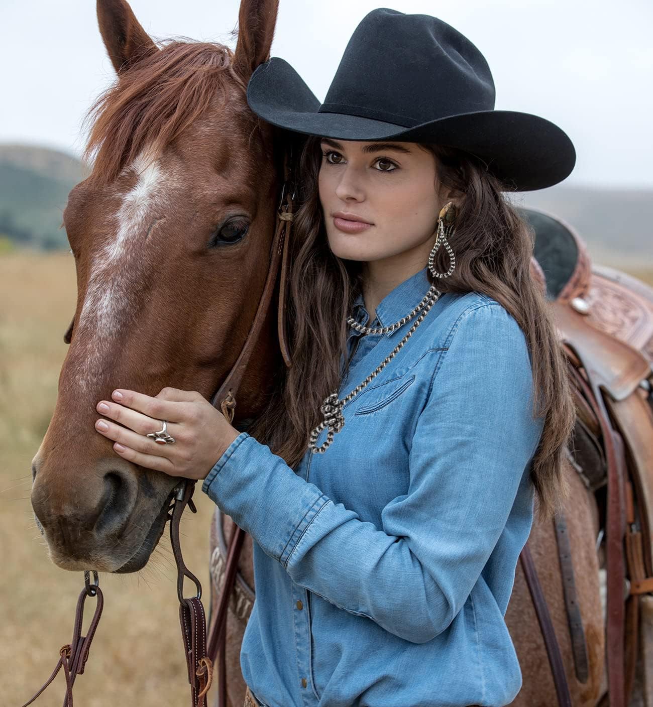 MOZAKA Western Jewelry Set for Women Including Vintage Navajo Pearl Necklace Western Style Navajo Pearl Earring and Bracelets - Image 6