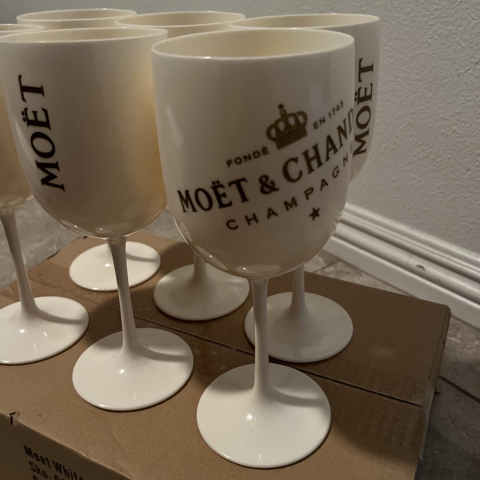 6 x Moët & Chandon Ice Imperial Champagne Acrylic Glass set, 0.45 l mug, goblet, white / gold 6 x Pieces