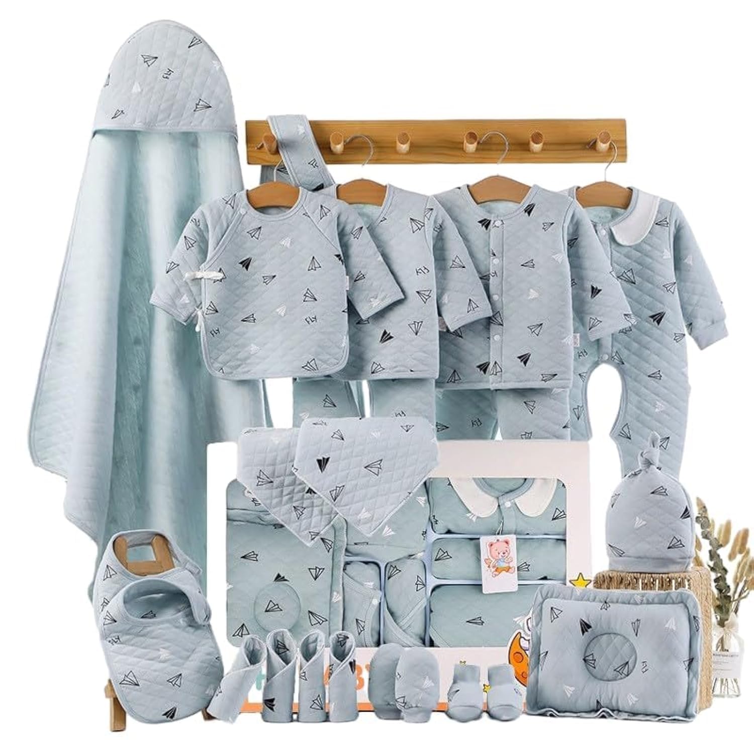 HALAYAYAWinter Warm Newborn Baby Boy Girl Clothes Set Newborn Gifts Set Premium Cotton Baby Clothes Accessories Set Fits Newborn to 3 Months