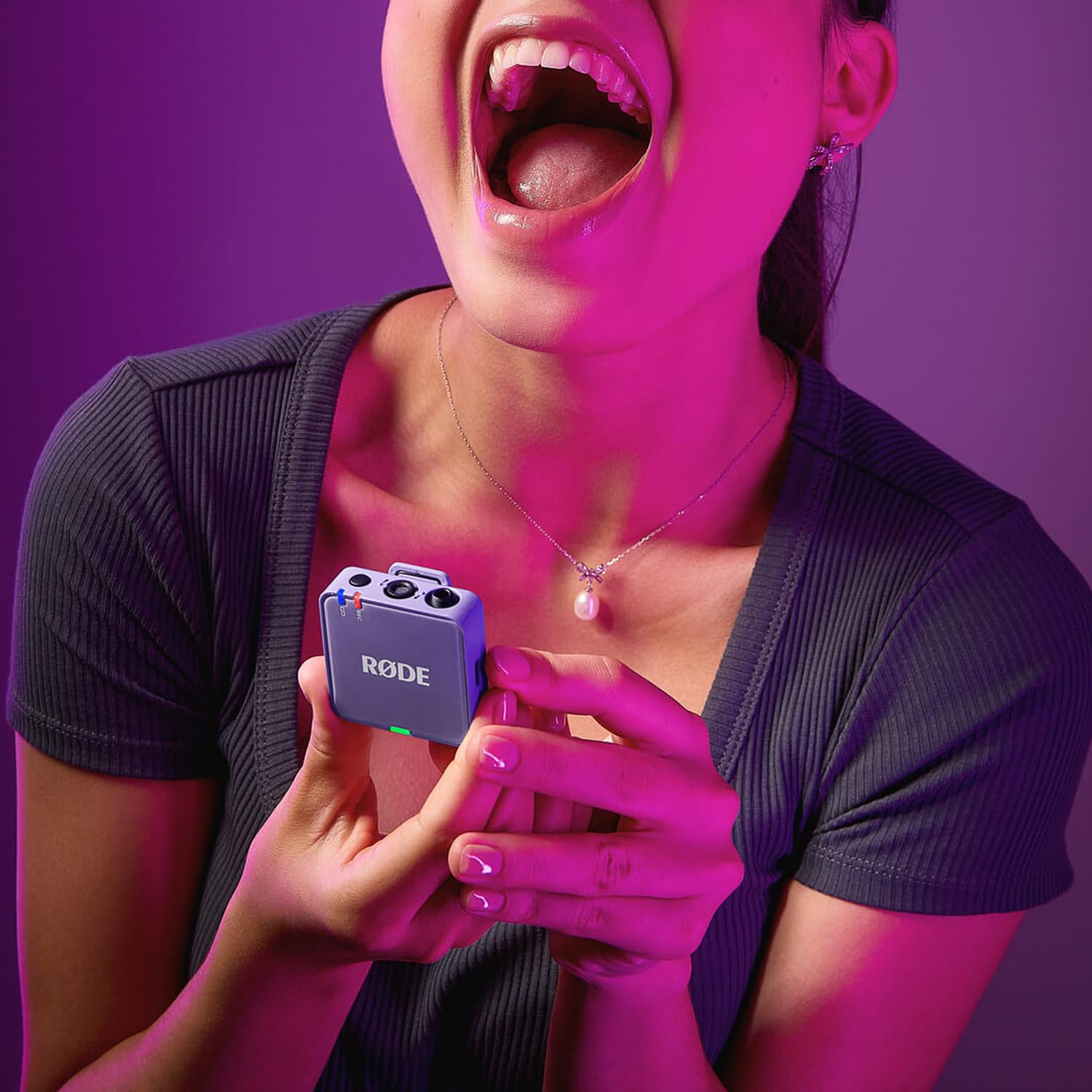 Rode Wireless GO Gen 3 bezprzewodowy 2-kanałowy system radiowy mikrofonu, fioletowy z interview GO, adapter ręczny, fioletowy i keepdrum, futrzana ochrona przed wiatrem