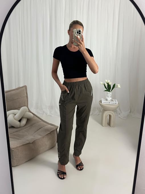 Superdry Femme Pantalon Femme Décontracté Cherry Berry - Coton Extensible, Taille élastique, Coupe Droite - Idéal Quotidien Tailleur Pantalon Femme