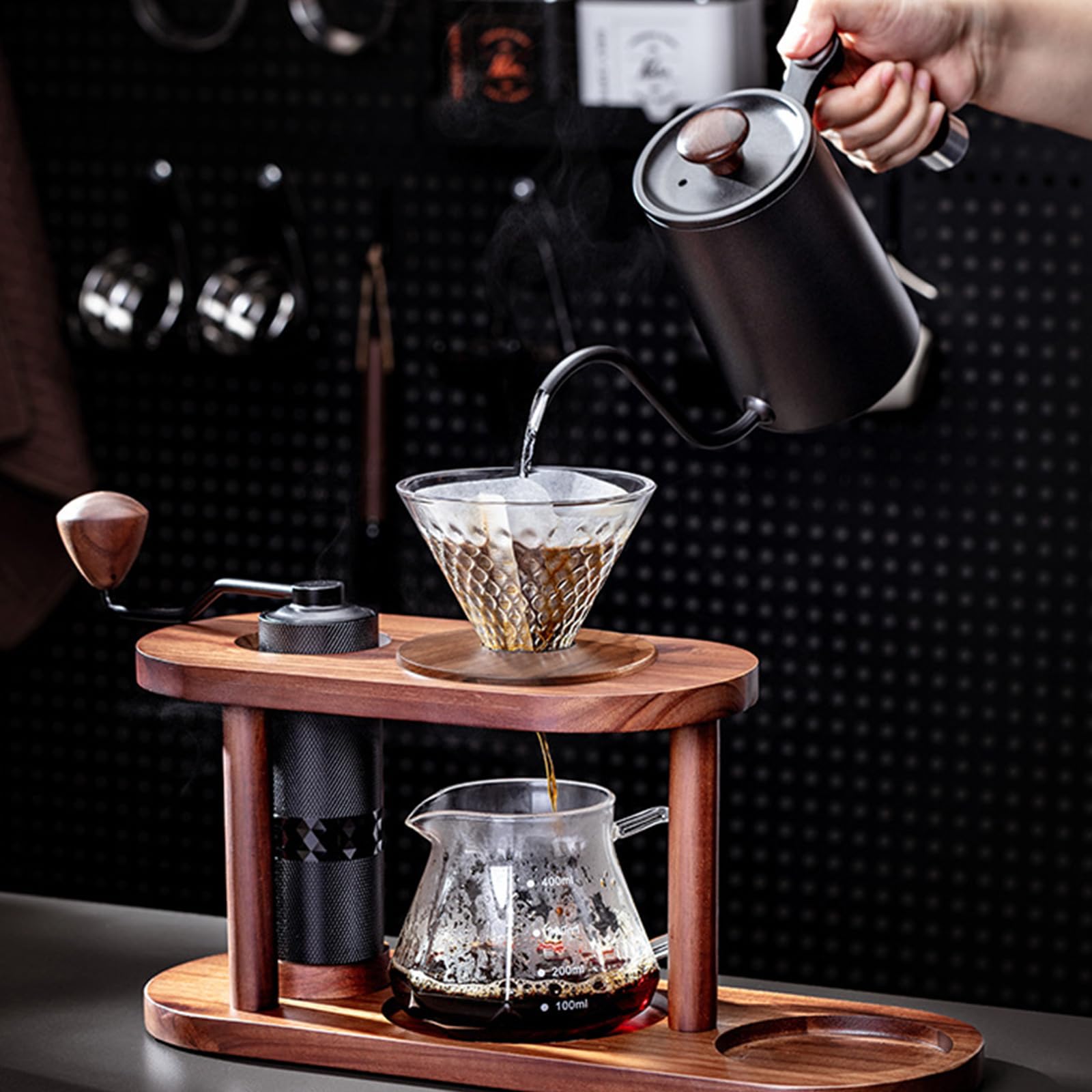 Einfaches Handtropfer Kaffeebrüher Set aus Naturholz und hitzebeständigem Glas Kaffeezubehör für kleine Küchen Einfache Ausstattung