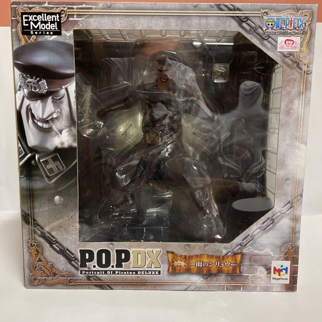 黒ひげ　雨のシリュウ　popフィギュア Amazon.co.jp: ワンピースシリュウアニメフィギュア-30cm 黒ひげ