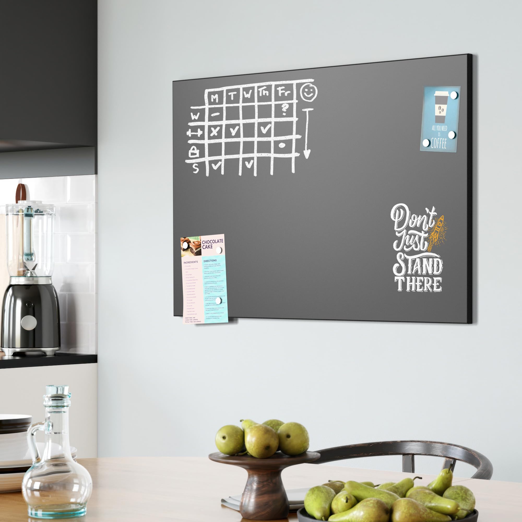 DEQORI Magnetyczna tablica do pisania kredą z nadrukiem UV | motyw "Träume ab" | prostokątna tablica 90 x 60 cm | metalowa tablica kredowa do pisania – dekoracja ścienna do kuchni, korytarza, pokoju