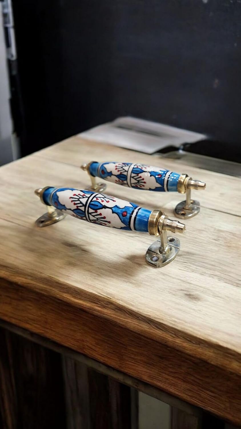 JGARTS Set of 2 Cabinet Handle Pulls Ceramic Door Knobs Painted Kitchen Cabinet Drawer Wardrobe Pull Handles Porcelain Pattern Blue and White Design 01