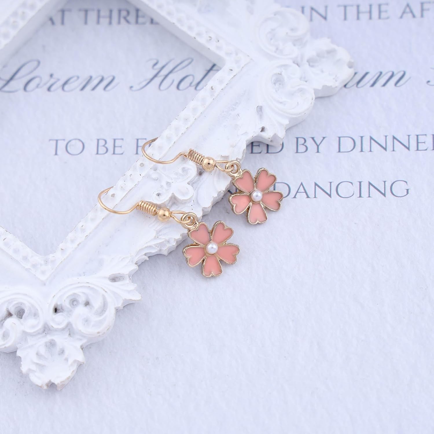 Andelaisi Boho Daisy Flower Drop Earrings Gold Sunflower Dangle Earrings Vintage Flower Pearl Earrings Minimalist Daisy Hook Earrings Jewelry for Women - Image 6