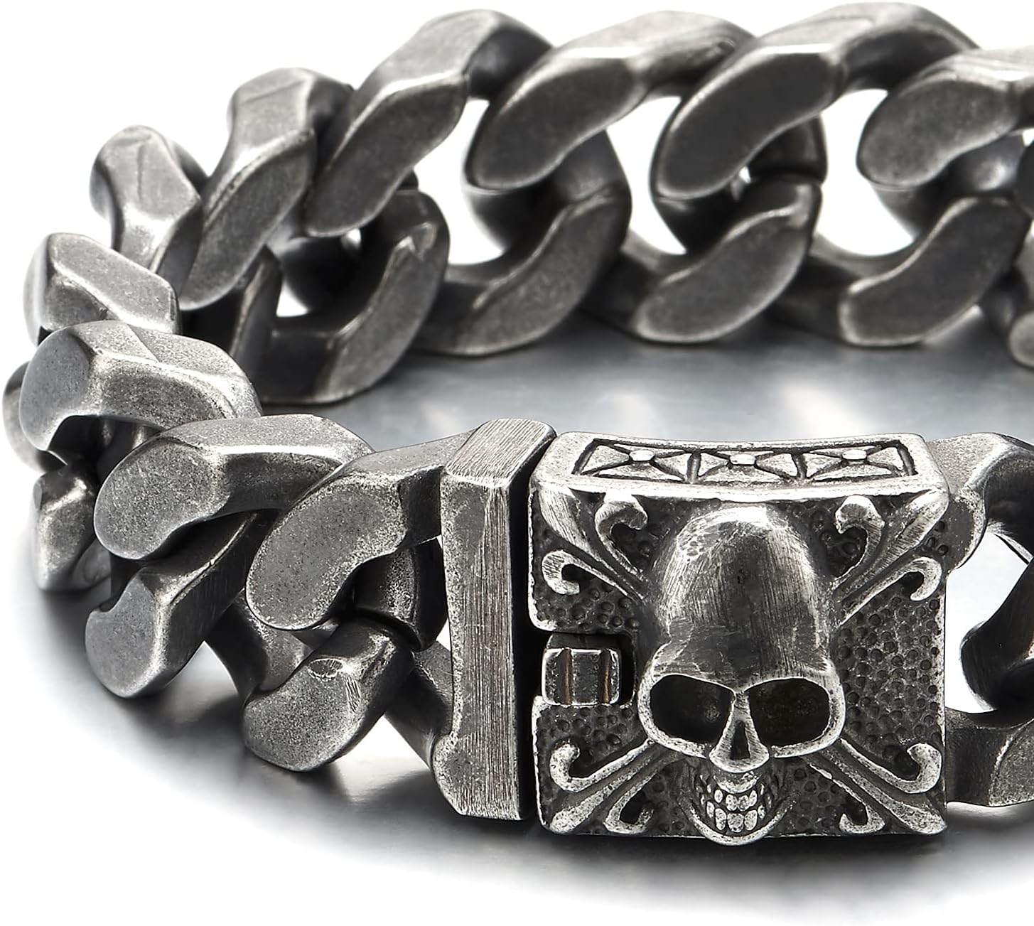 COOLSTEELANDBEYOND Mens Large Vintage Brushed Finishing Steel Curb Chain Bracelet with Fleur De Lis and Skull