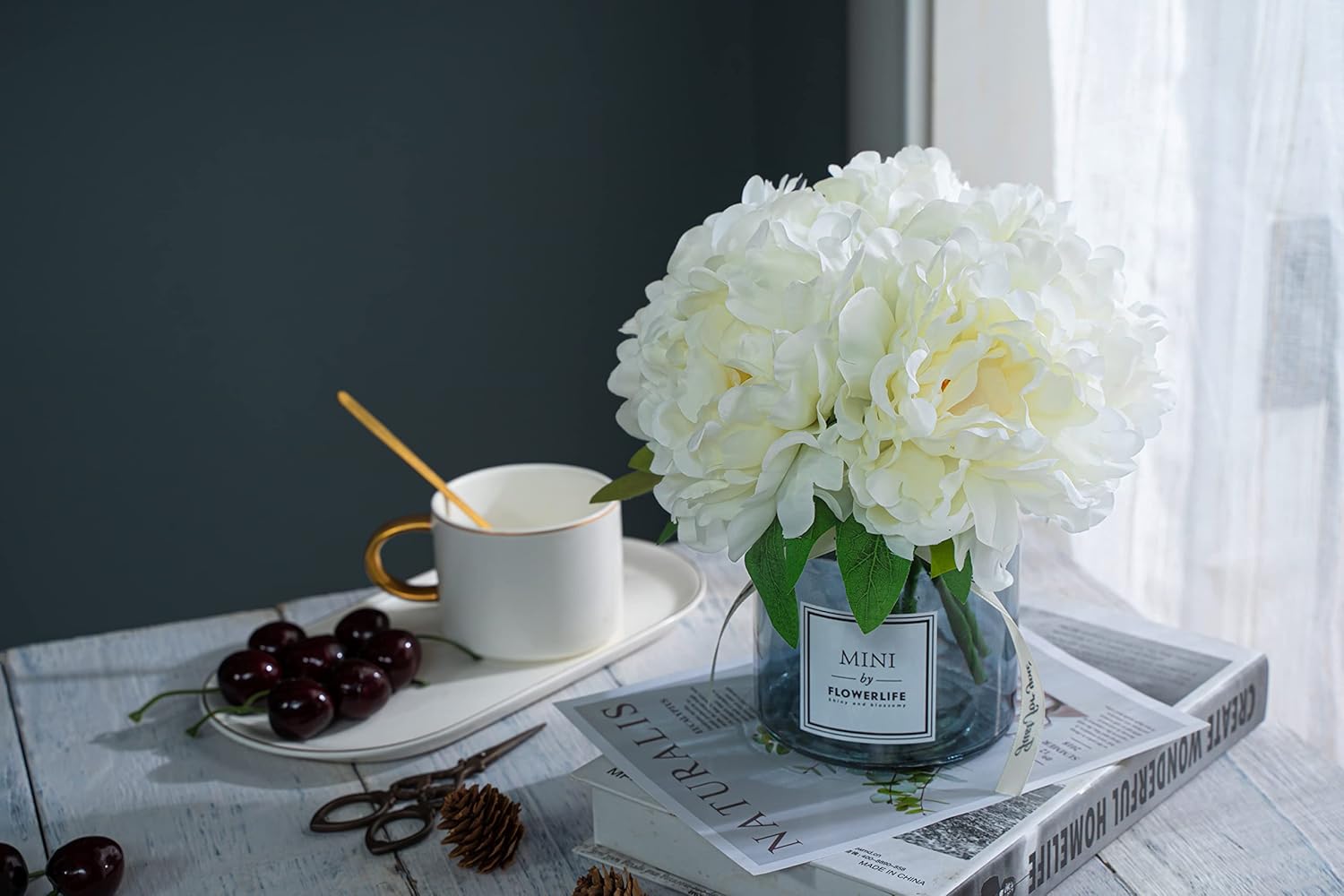 Artificial Hydrangea and Glass vase Decoration, Ins Style Artificial Flower Glass Bottle Set - Image 5