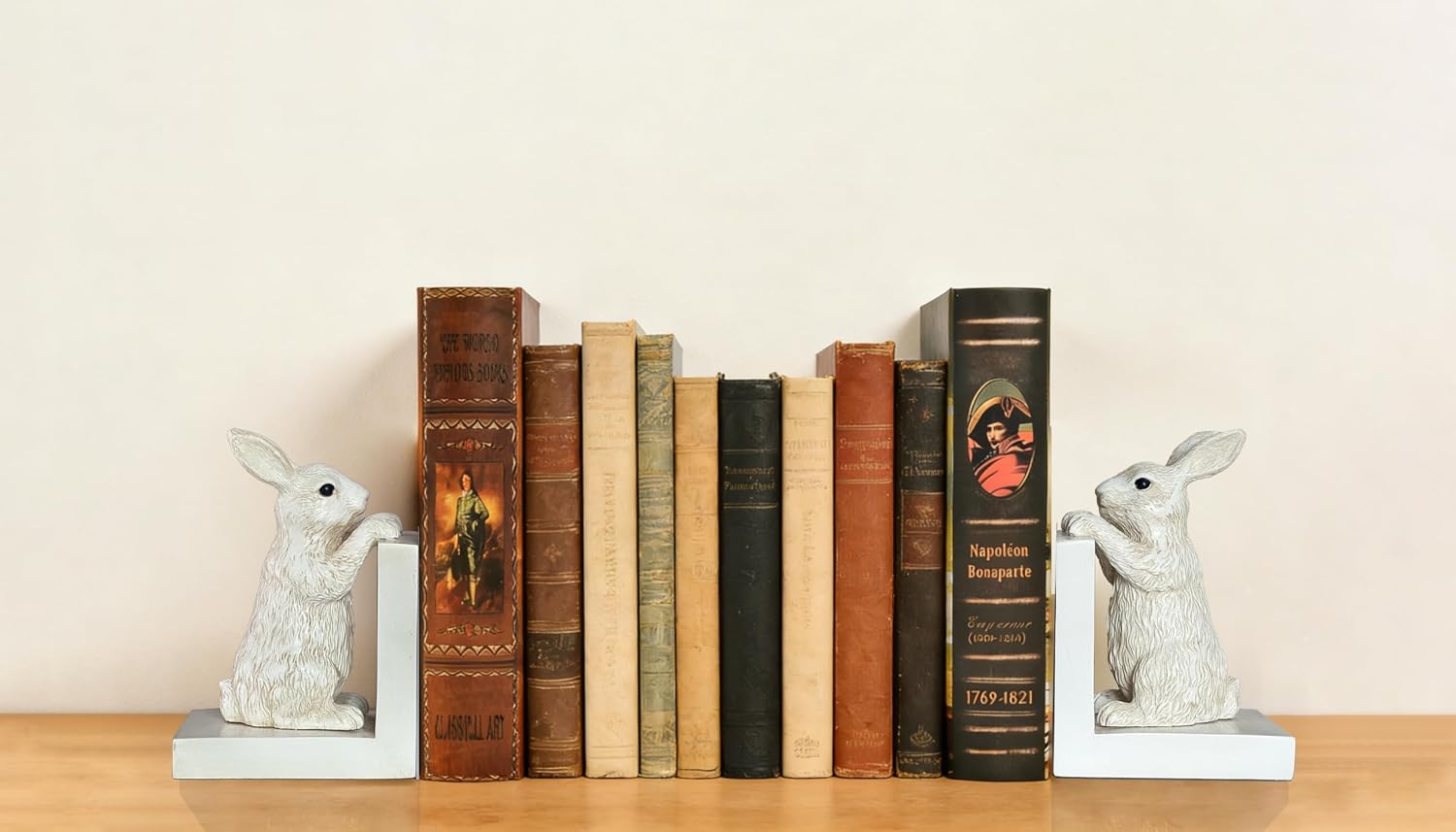 2PCS Decorative Resin Rabbit Bookends Decorative Bunny Book Ends for Shelves Vintage Heavy Duty Book Ends for Shelves(White Rabbit)