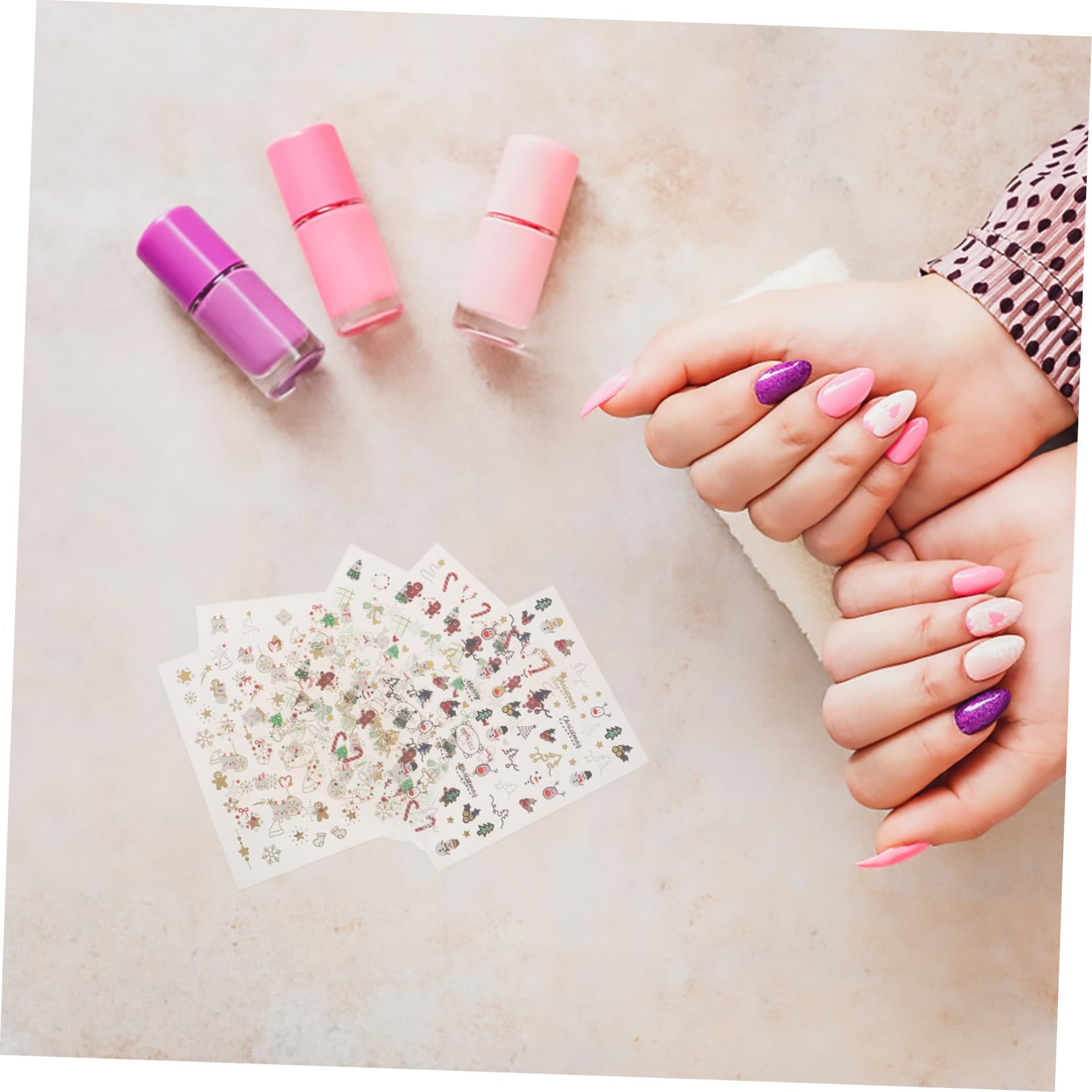 50 Fogli Adesivi Unghie Natale Termico Decorazioni Feste Nail Art Autoadesivi Manicure Facili da Usare Design Variegati Charm Festivo