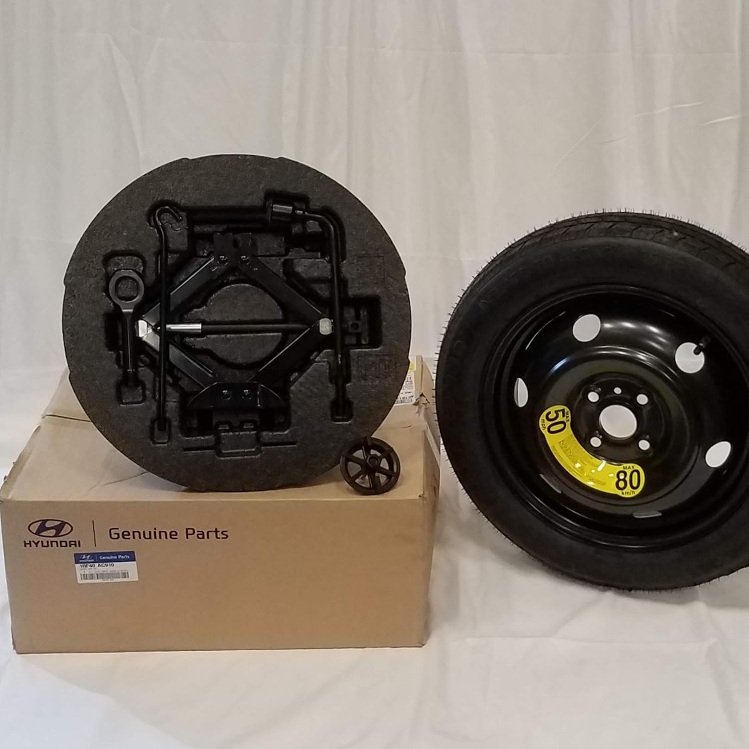 HYUNDAI Spare TIRE KIT, Model 1RF40AC910 Automotive