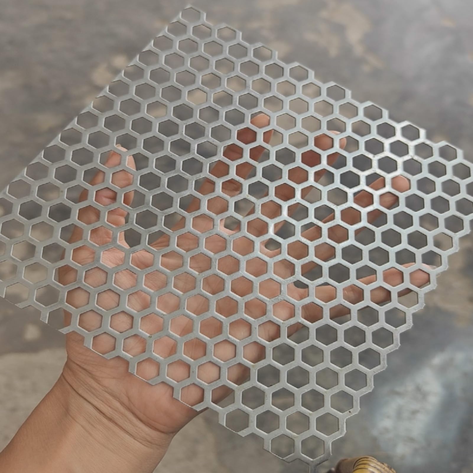 HYQOUKLR Stainless Steel Perforated Sheet, 304 SS Perforated Sheet, Hexagonal 6-10mm Mesh, Multiple Sizes, for Grilles & Filters(10mm Mesh,35x45cm13.7x17.7in)