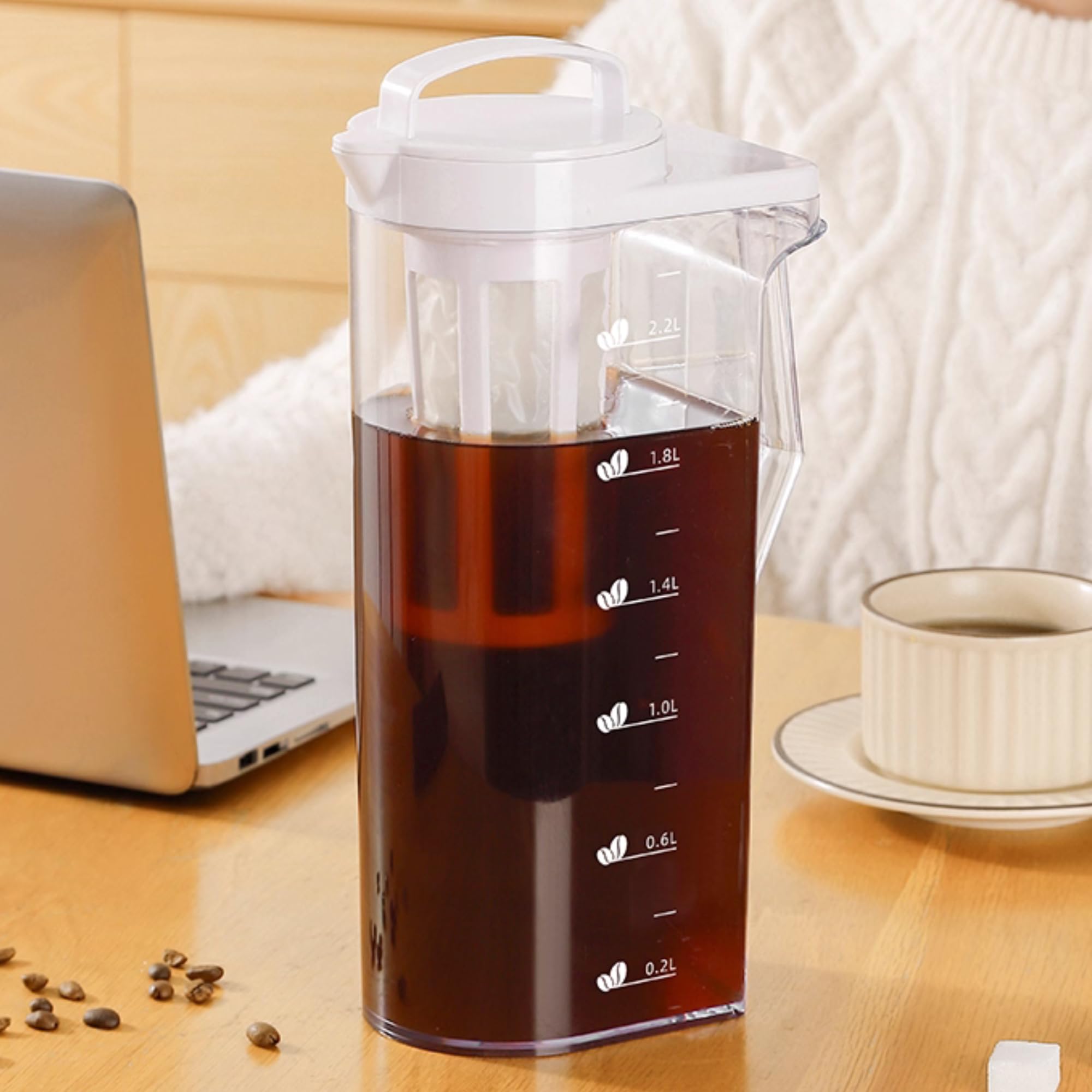 JanYoo Cold Brew Kaffeebereiter 2.2L, Cold Brew Coffee Maker mit Feinstfilter & Anti-Rutsch-Henkel,Kaltgebrüh-Kaffeemaschine Karaffe für Eiskaffee, Eistee, Saft