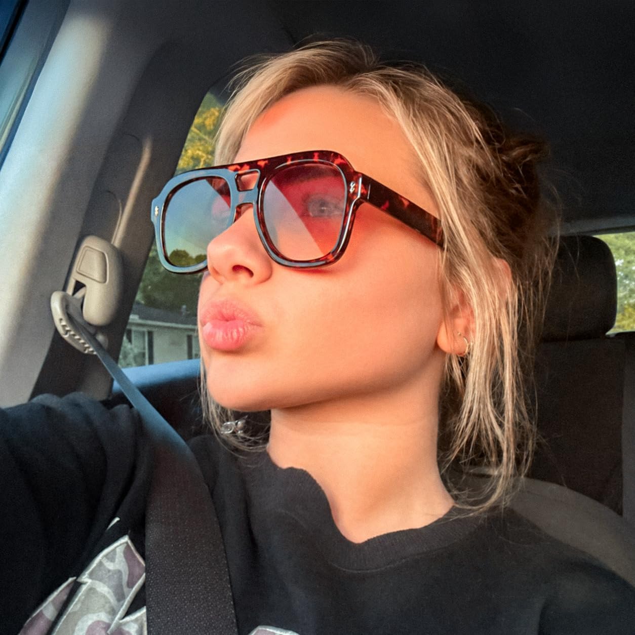 FEISEDY Retro Thick Aviator Sunglasses for Women Men, Large Vintage Shades Square Pilot Chunky Sun Glasses B9174