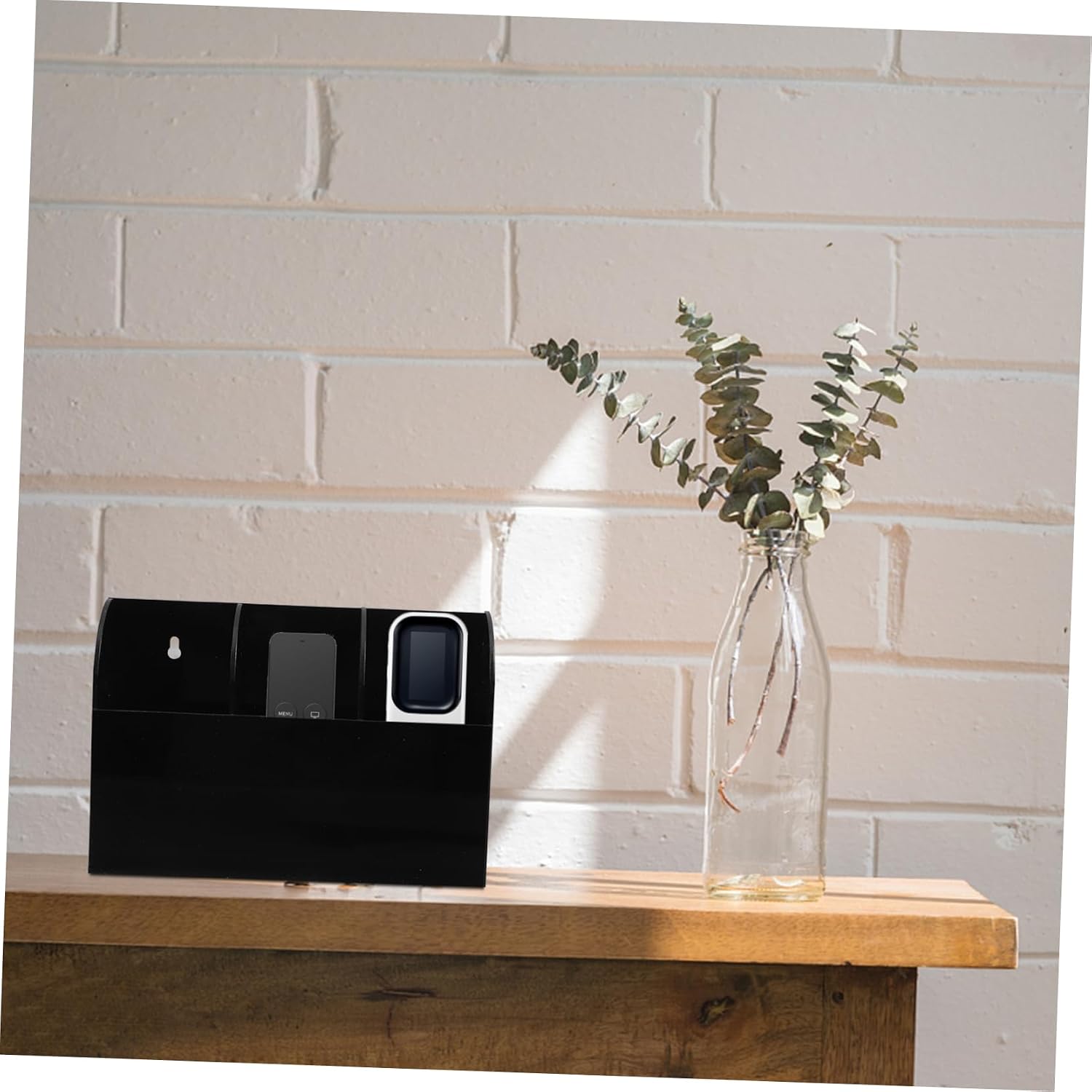Wall Mounted Remote Control Holder Space-saving Organizer for Remotes and Items Easy to Install Storage Case for Living Room and Bedroom Design