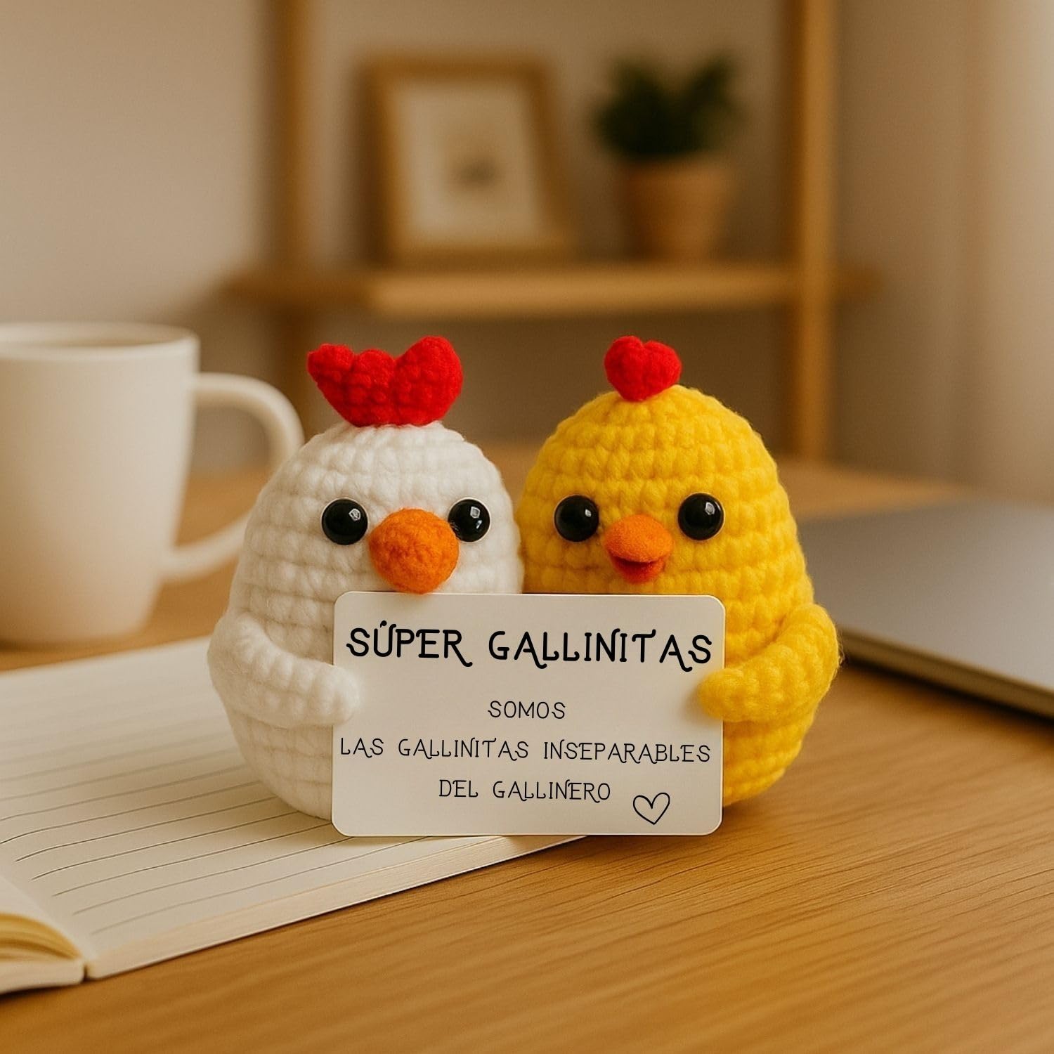 Super Gallinitas© | Regalo Original para Amigas | Idea Sorpresa Colega Companera Mejor Amiga BFF | Cumpleanos Fiesta Secret Santa Pascua | Peluche Hecha a Mano| Divertido & Cute | Amistad Inseparable