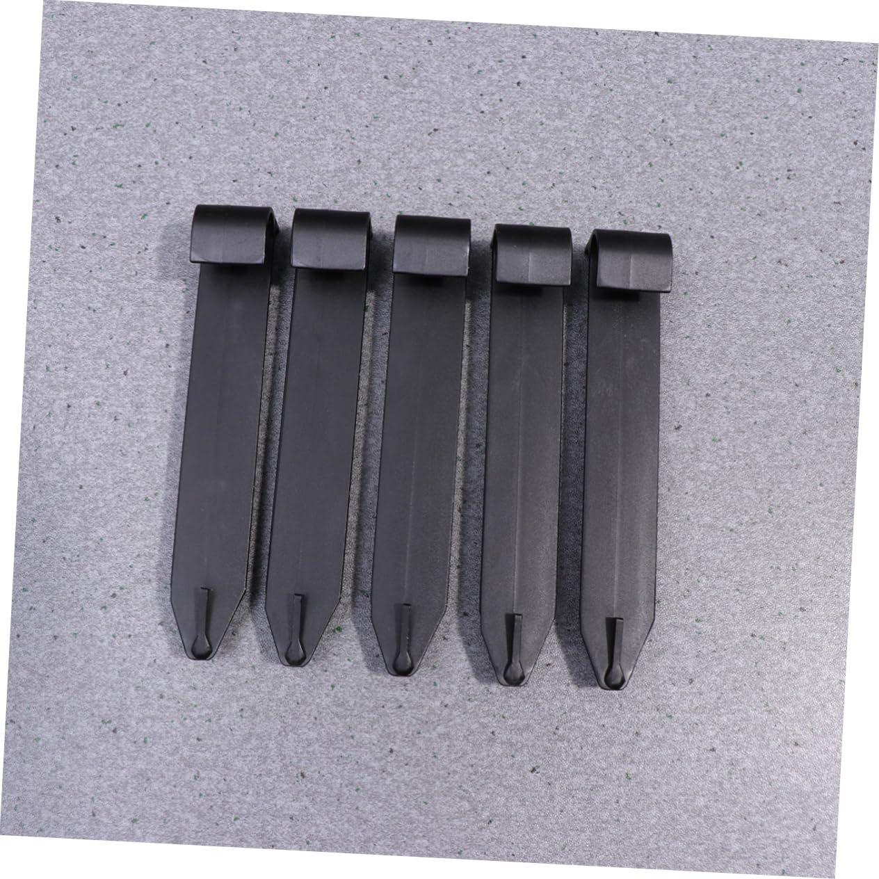 Abaodam 32Pcs Drip Irrigation Accessory Pipe Floor Inserted Rod Bracket for Pe Pipe Support Durable Bracing for Lawn and Garden Efficient Watering