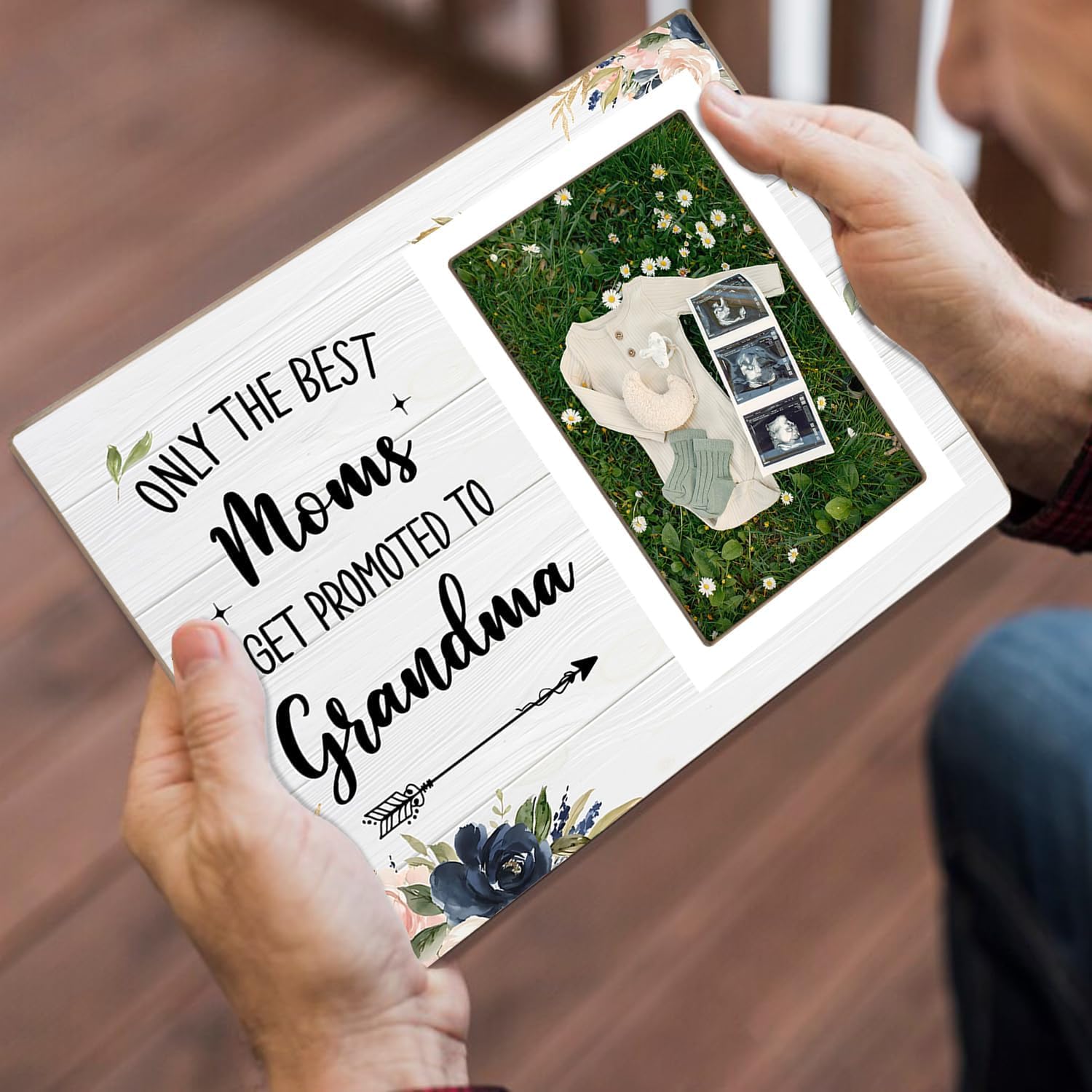 Grandma Gifts Photo Frame, Nana Grandmother Gifts Wooden Photo Frames, Pregnancy Announcement Picture Frames, Only The Best Moms Get Promoted To Nana Picture Photo Frame (White-Grandma, 4 x 6 Photo) - Image 4