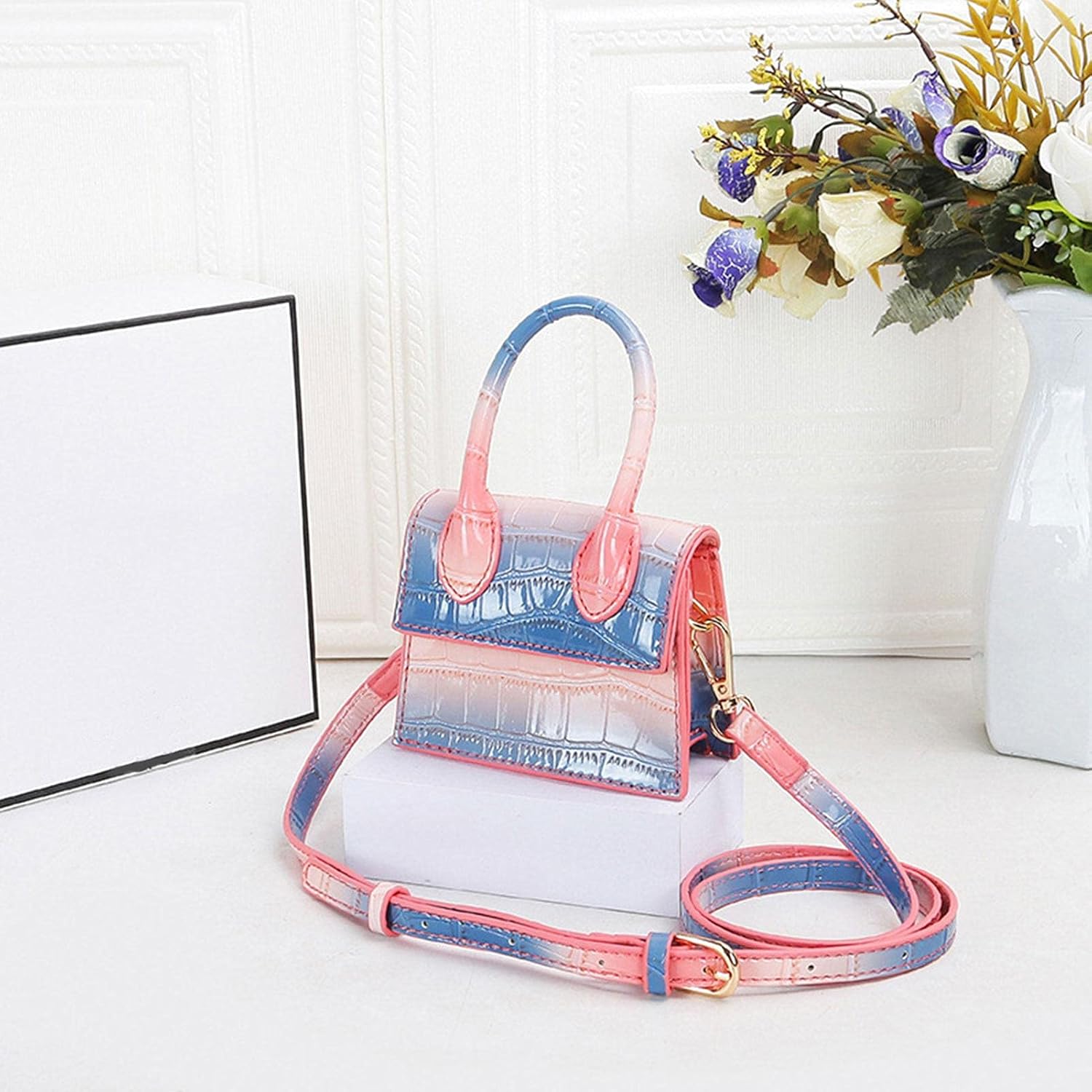 Mini-handväska för kvinnor, mini crossbody-väska och trendig liten ...