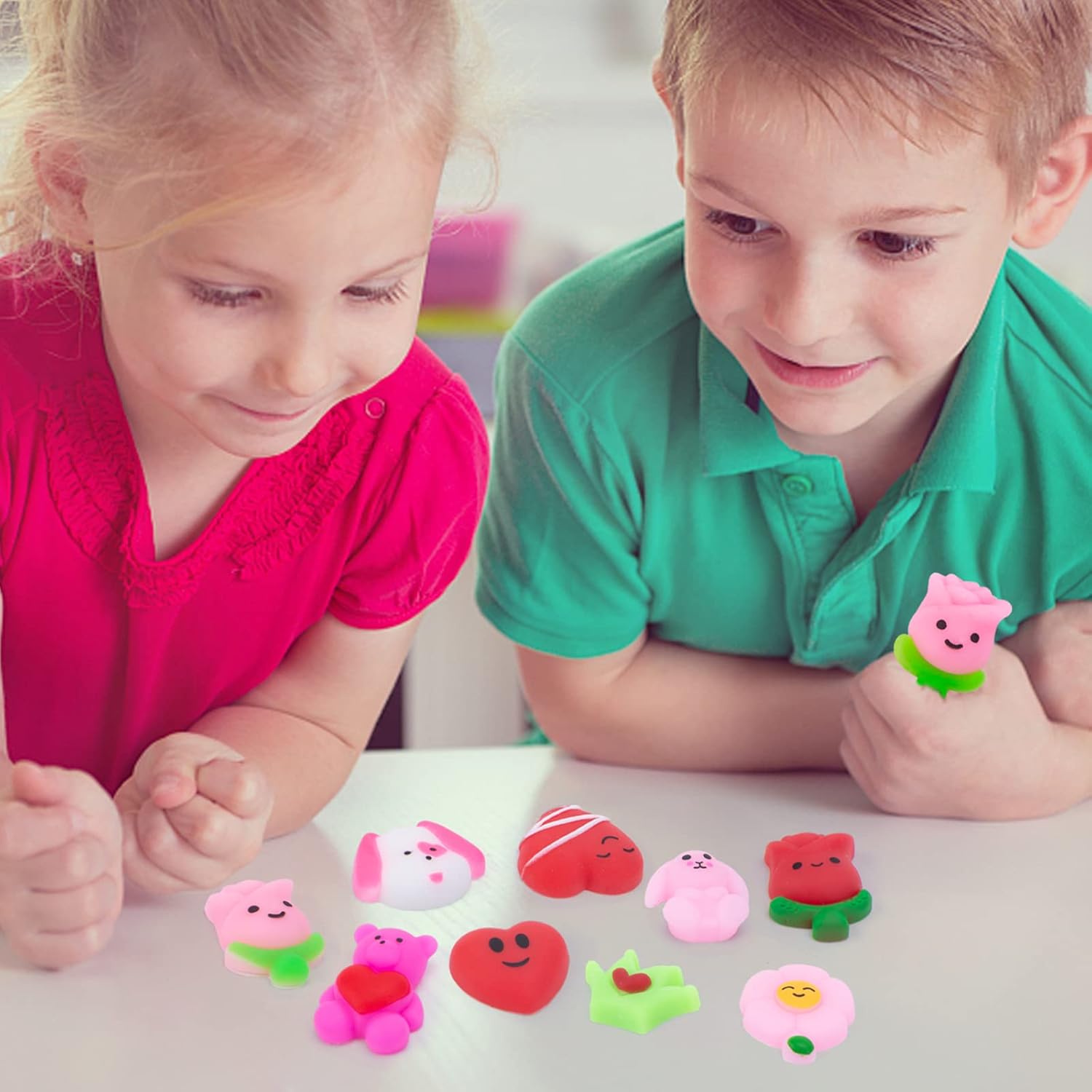 LovesTown 30PCS Mochi Squishies Toys, Mini Kawaii Squishies Stress Relief Fidget Toys for Goodie Bag Fillers Party Favors