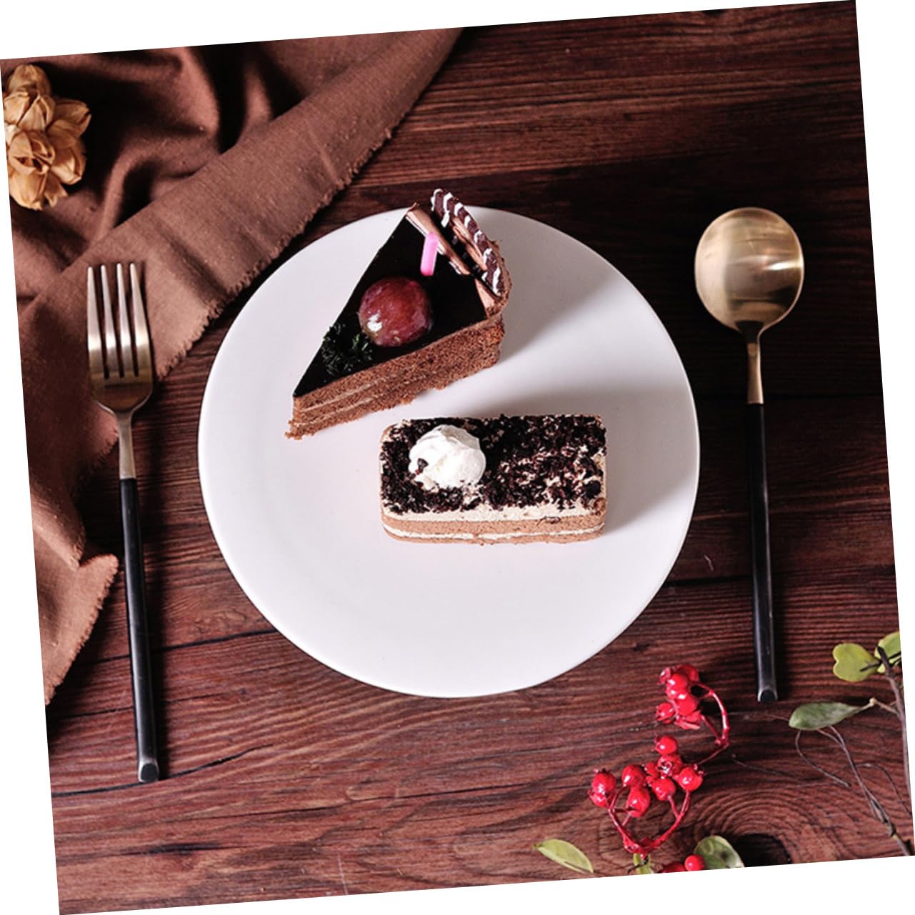 Alipis Alzata Torta in Ceramica Bianca a Forma di Coniglio, Resistente Agli Urti e Facile da Pulire, come Alzata per Dolci e Frutta per Feste e Dessert Pasqua