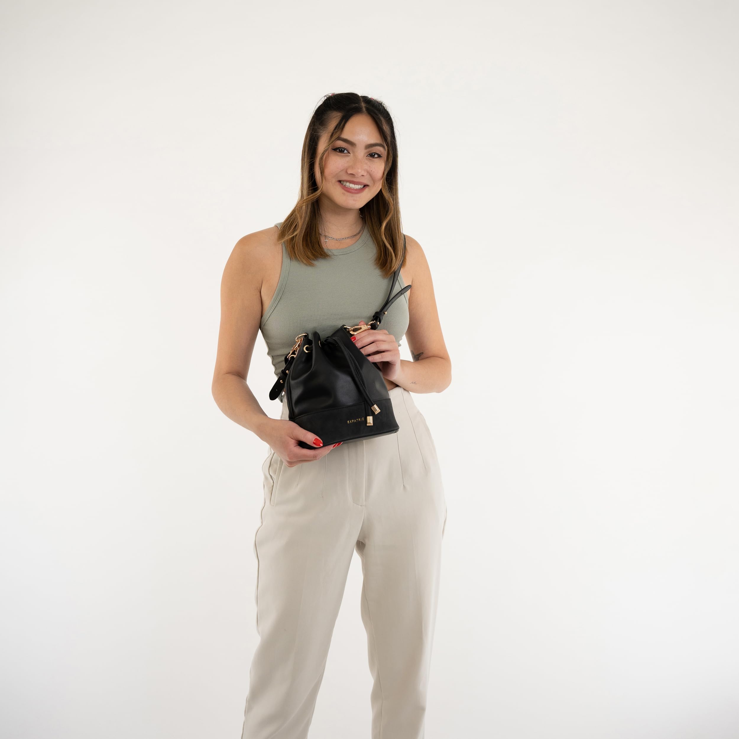Expatrié Handtasche Damen Klein - Sarah Small - Crossbody Schultertasche aus Veganem Leder - Elegante Kleine Umhängetasche für Freizeit - Mini Tasche mit abnehmbarem Schultergurt