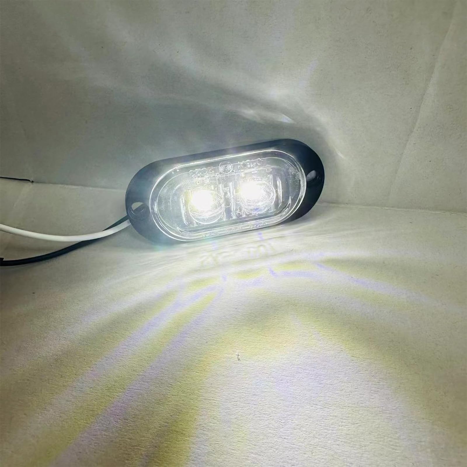 10PCS Luci di Posizione Laterali LED 12-24V - Luci Indicatrici per Rimorchio Angolo Posizione 3000k Luci di Avviso Universali Impermeabili per Camion Roulotte Roulotte Autobus Auto (Bianco) | Luci di posizione universali, impermeabili, 65 mm, per roulotte