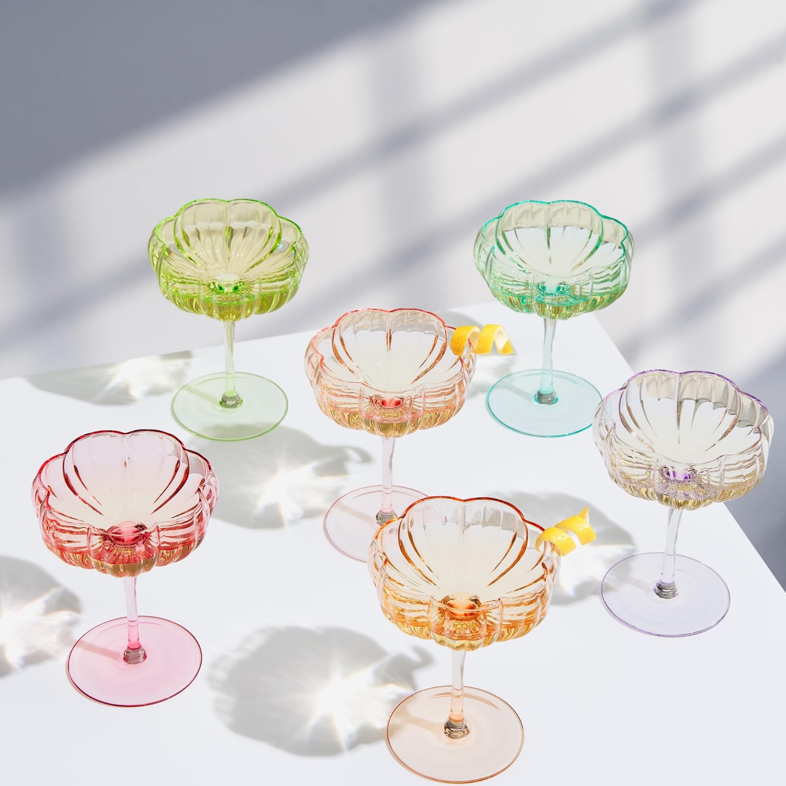 アメリカグラス Amazon.com | Khen Flower Vintage Wavy Glass Coupes Martini